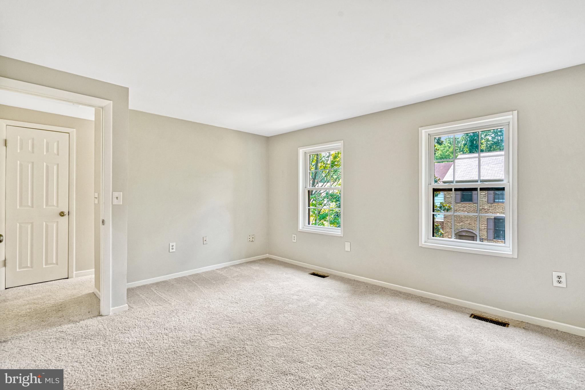 9521 Ashbridge Ct