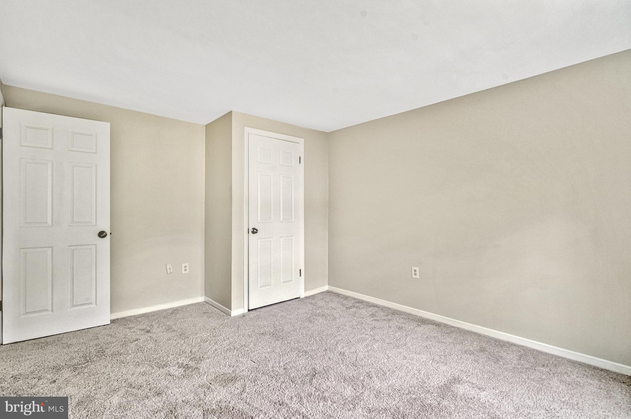 9521 Ashbridge Ct