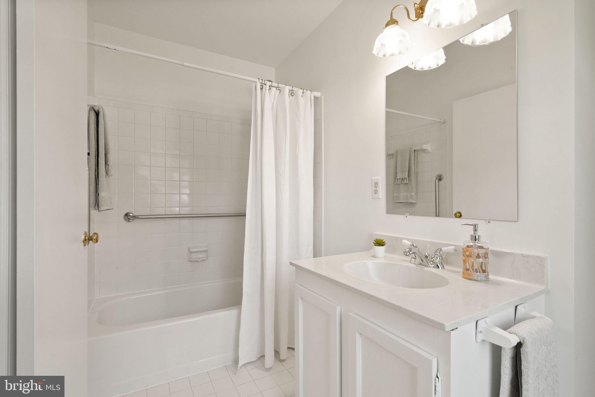 4653 Braddock Green Ct