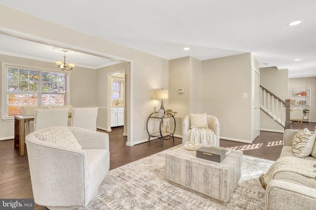 5317 Hampton Forest Way