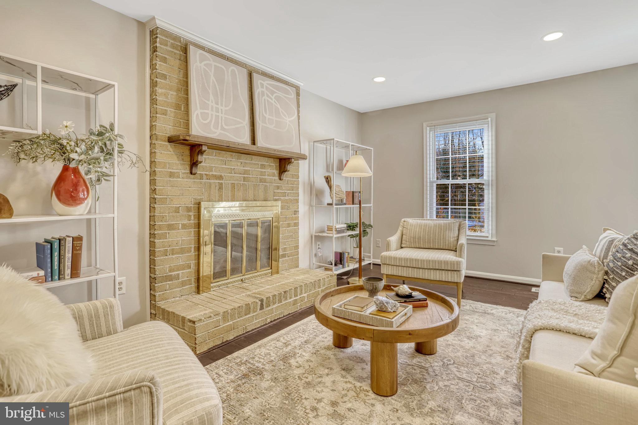 5317 Hampton Forest Way