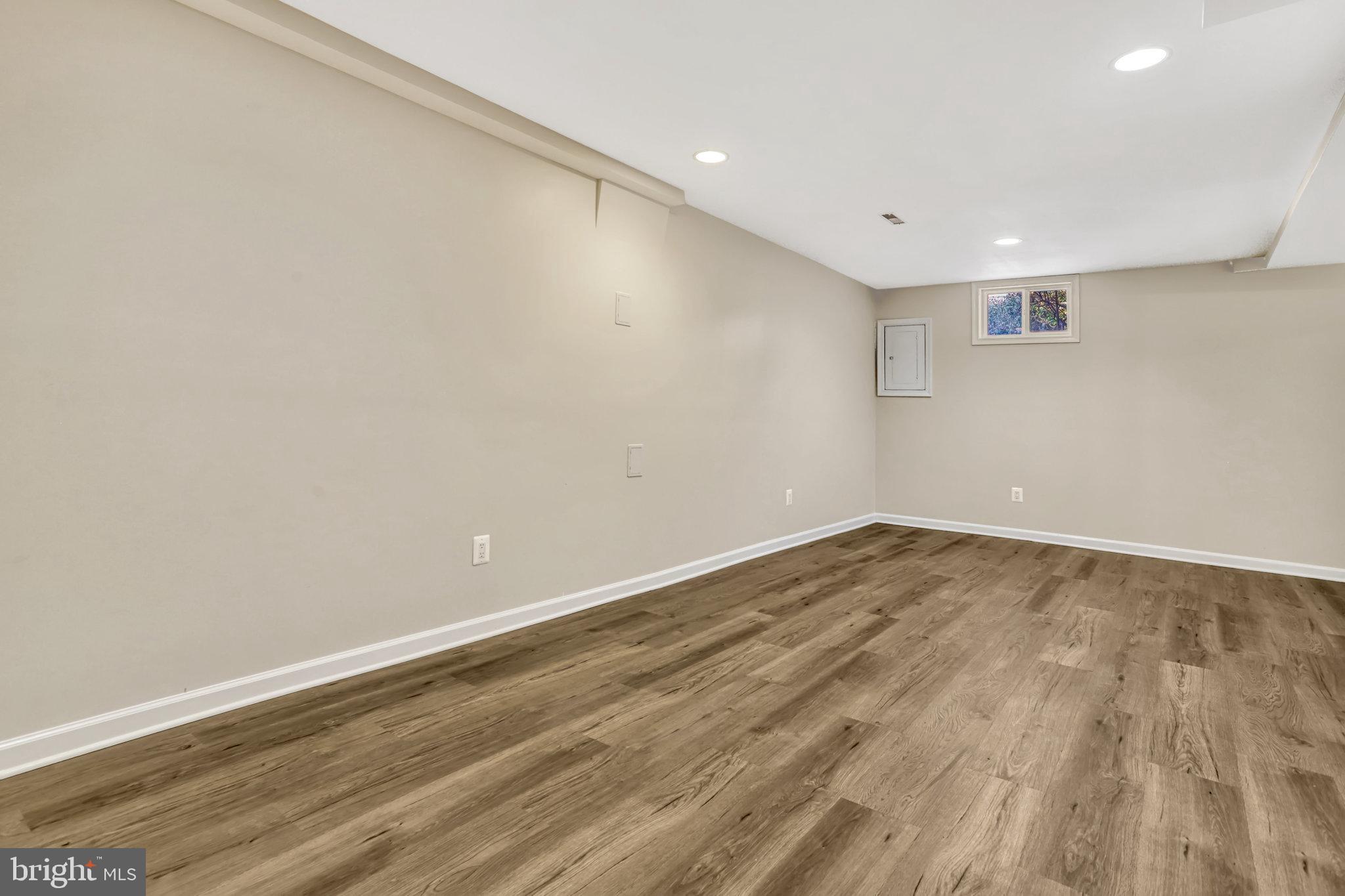 5317 Hampton Forest Way