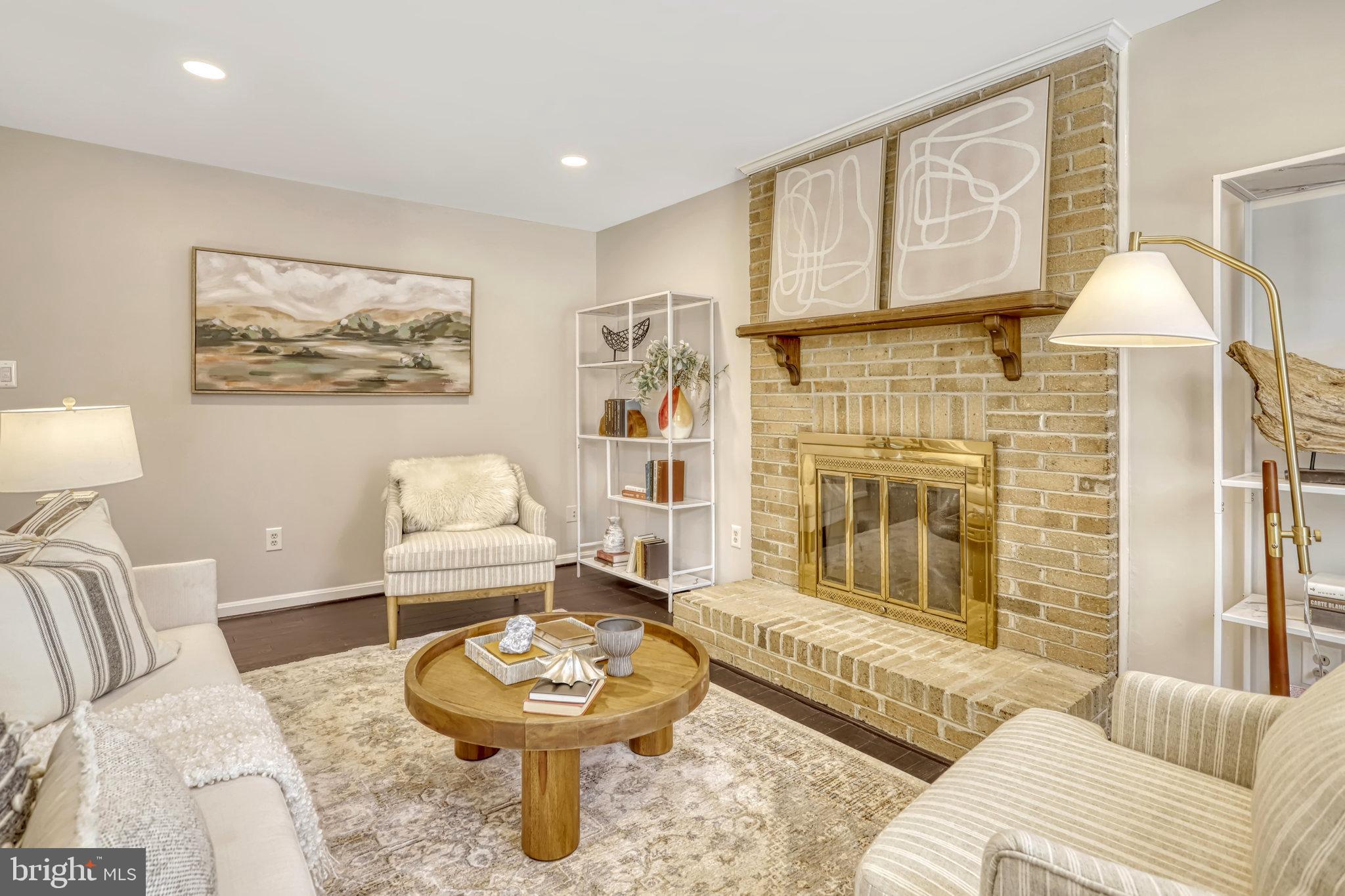 5317 Hampton Forest Way
