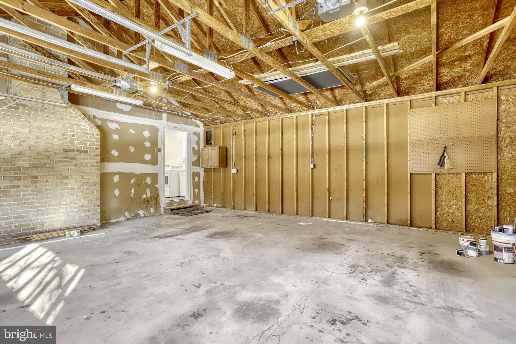 5317 Hampton Forest Way
