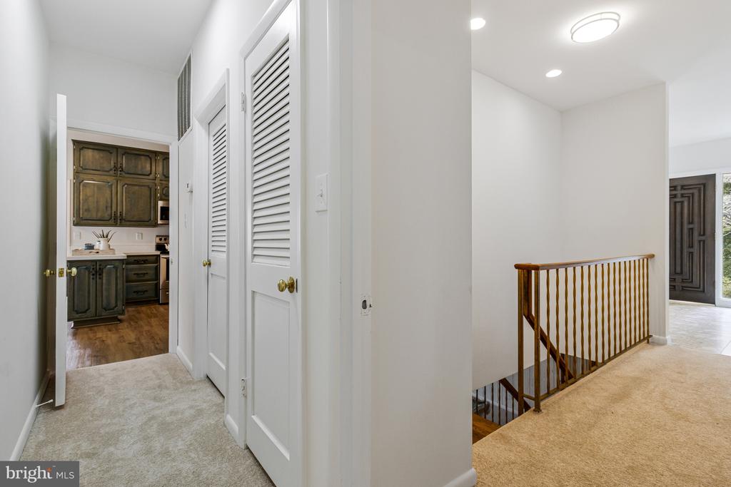 4066 Rosamora Ct