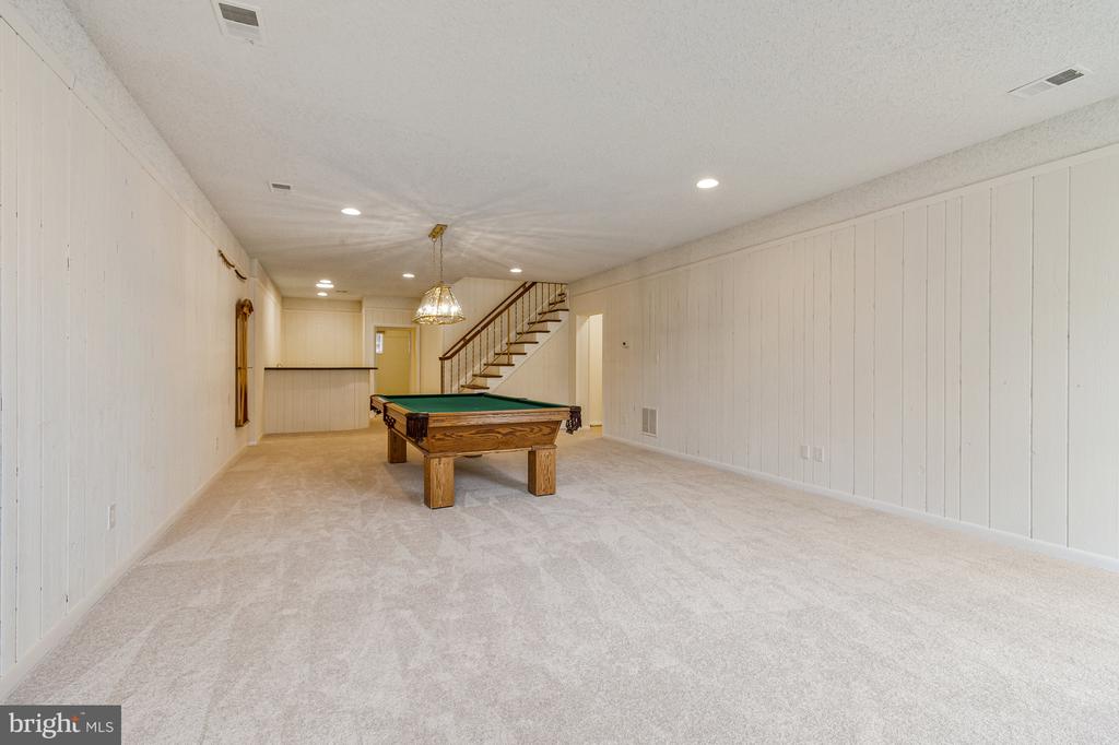 4066 Rosamora Ct