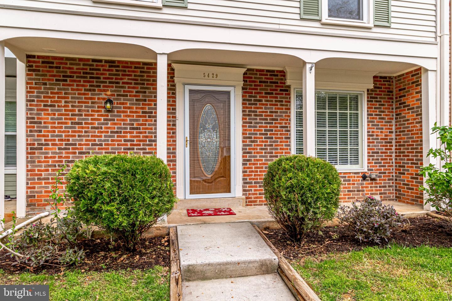 5429 Crows Nest Ct