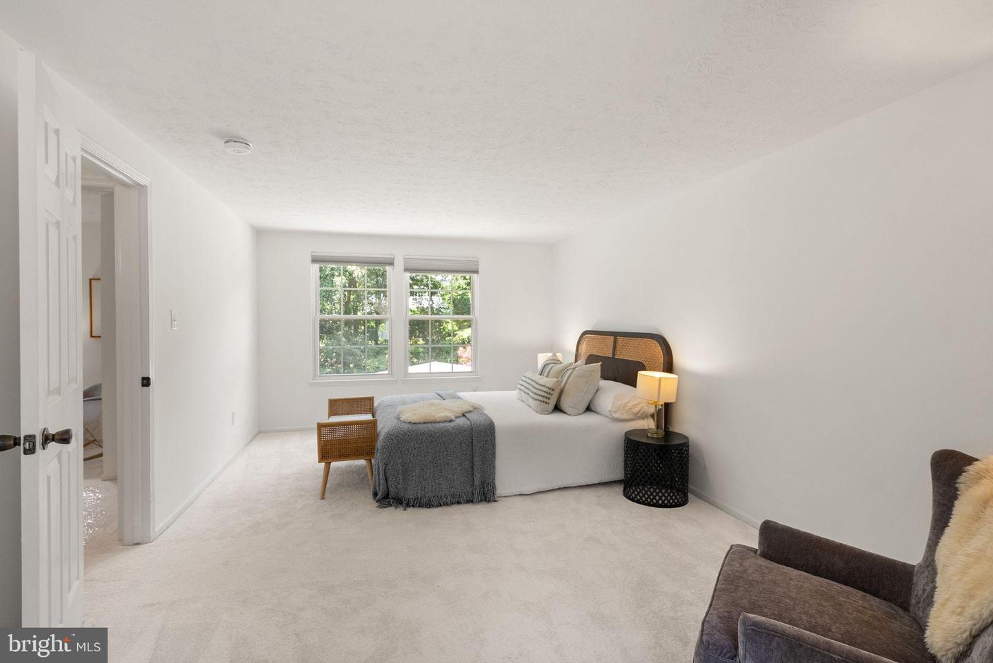 7214 Adrienne Glen Ave