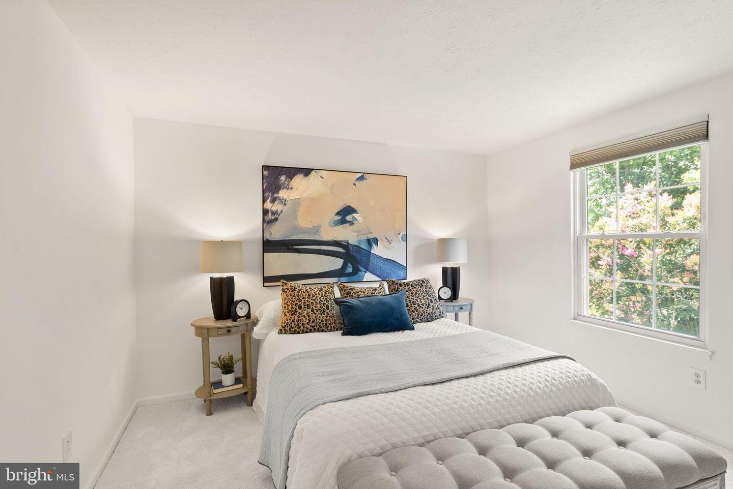 7214 Adrienne Glen Ave