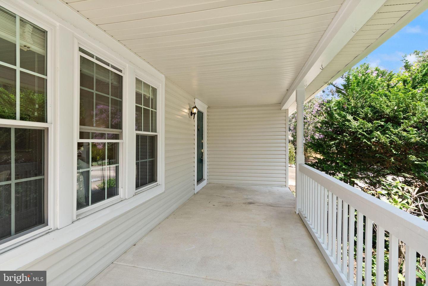7214 Adrienne Glen Ave