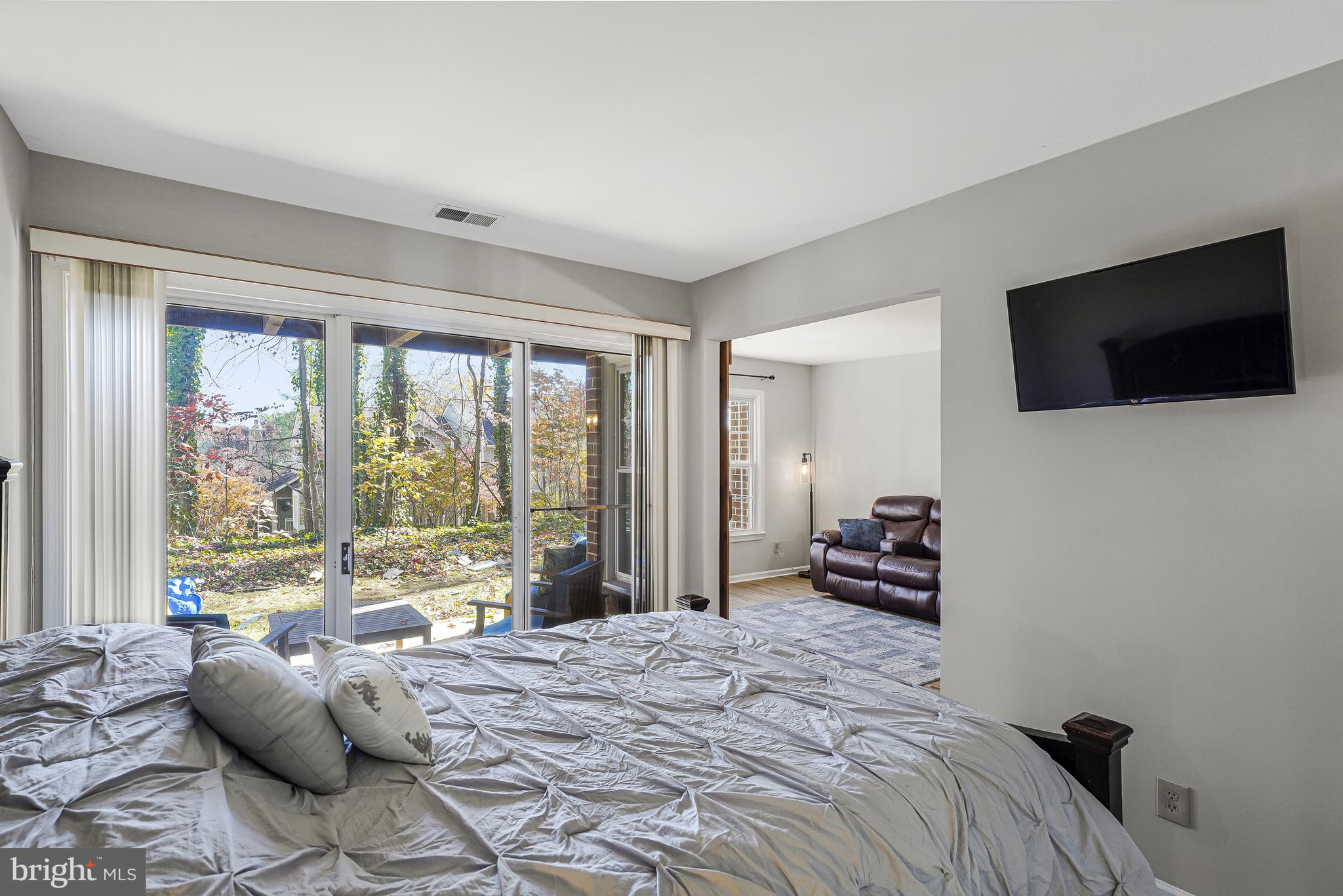 11142 BEAVER TRAIL COURT