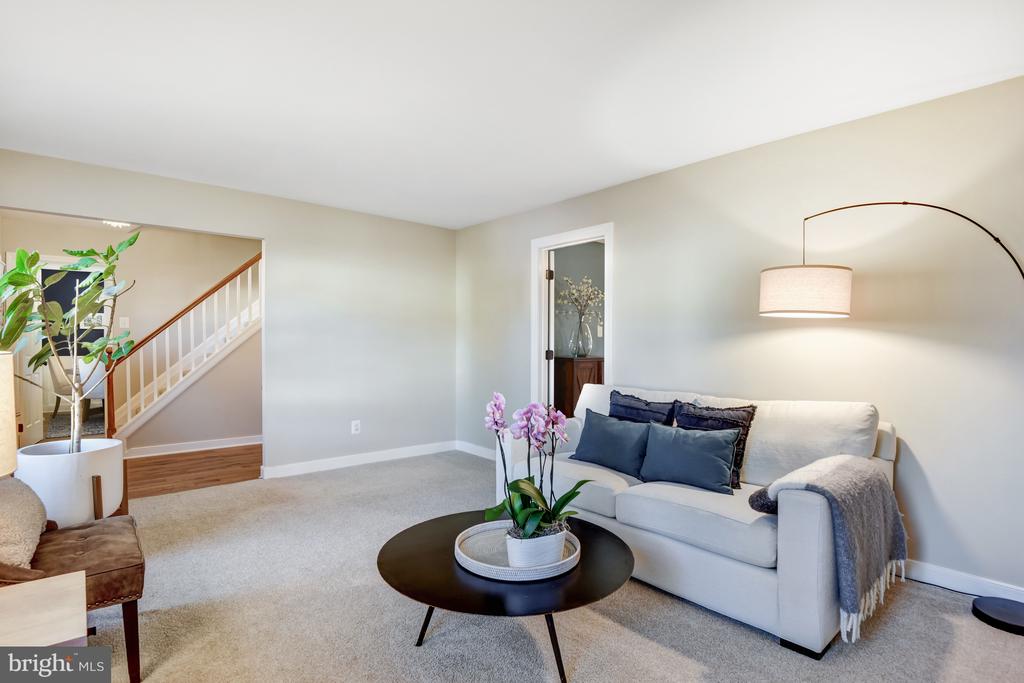 13631 ELLENDALE DRIVE