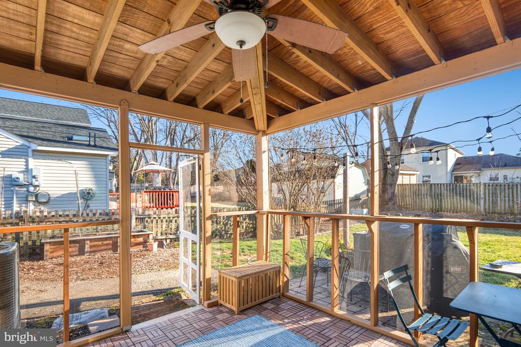 13631 ELLENDALE DRIVE