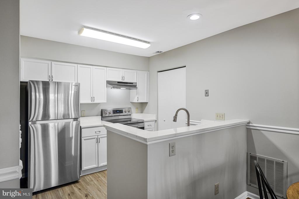 11142 BEAVER TRAIL COURT