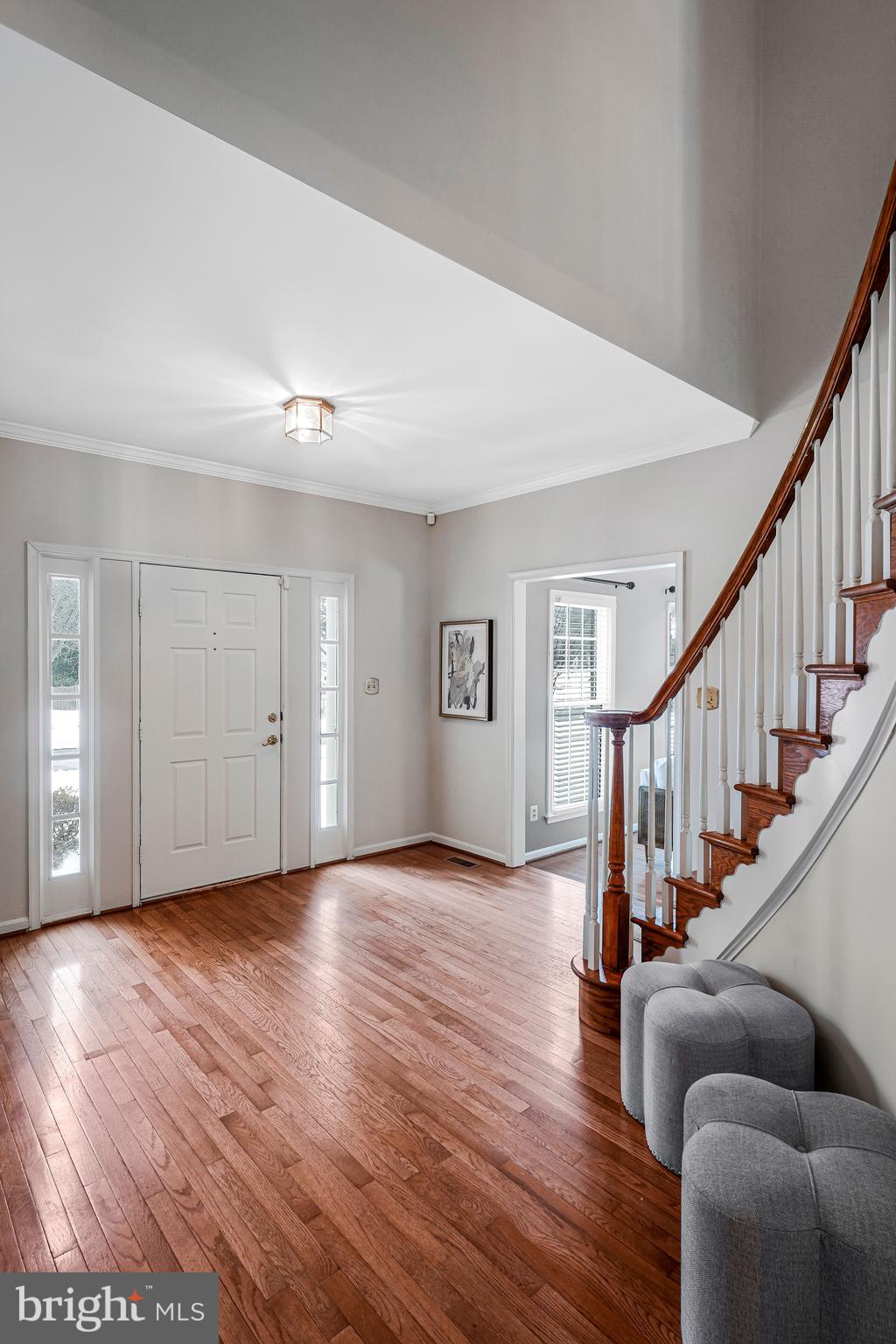 4803 WALNEY KNOLL COURT