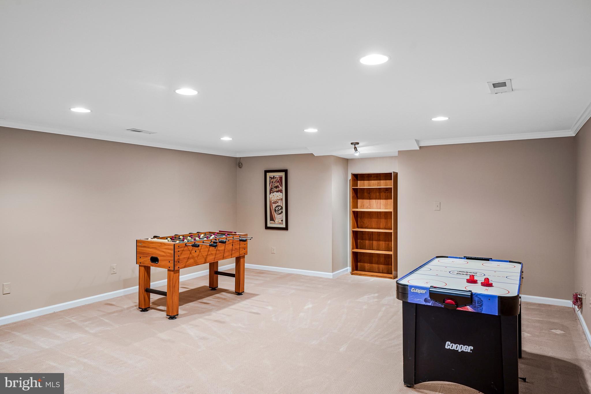 4803 WALNEY KNOLL COURT