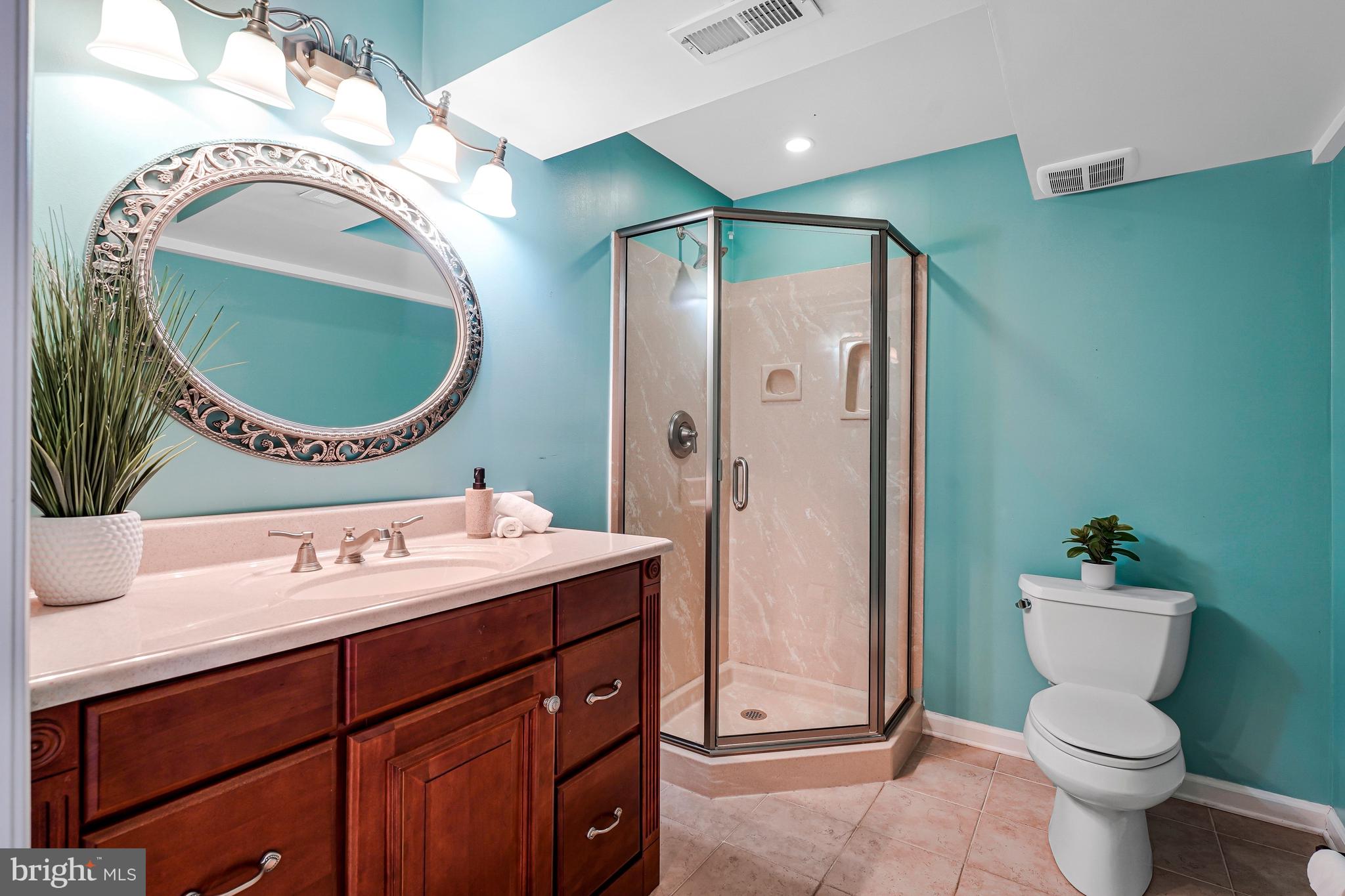 4803 WALNEY KNOLL COURT