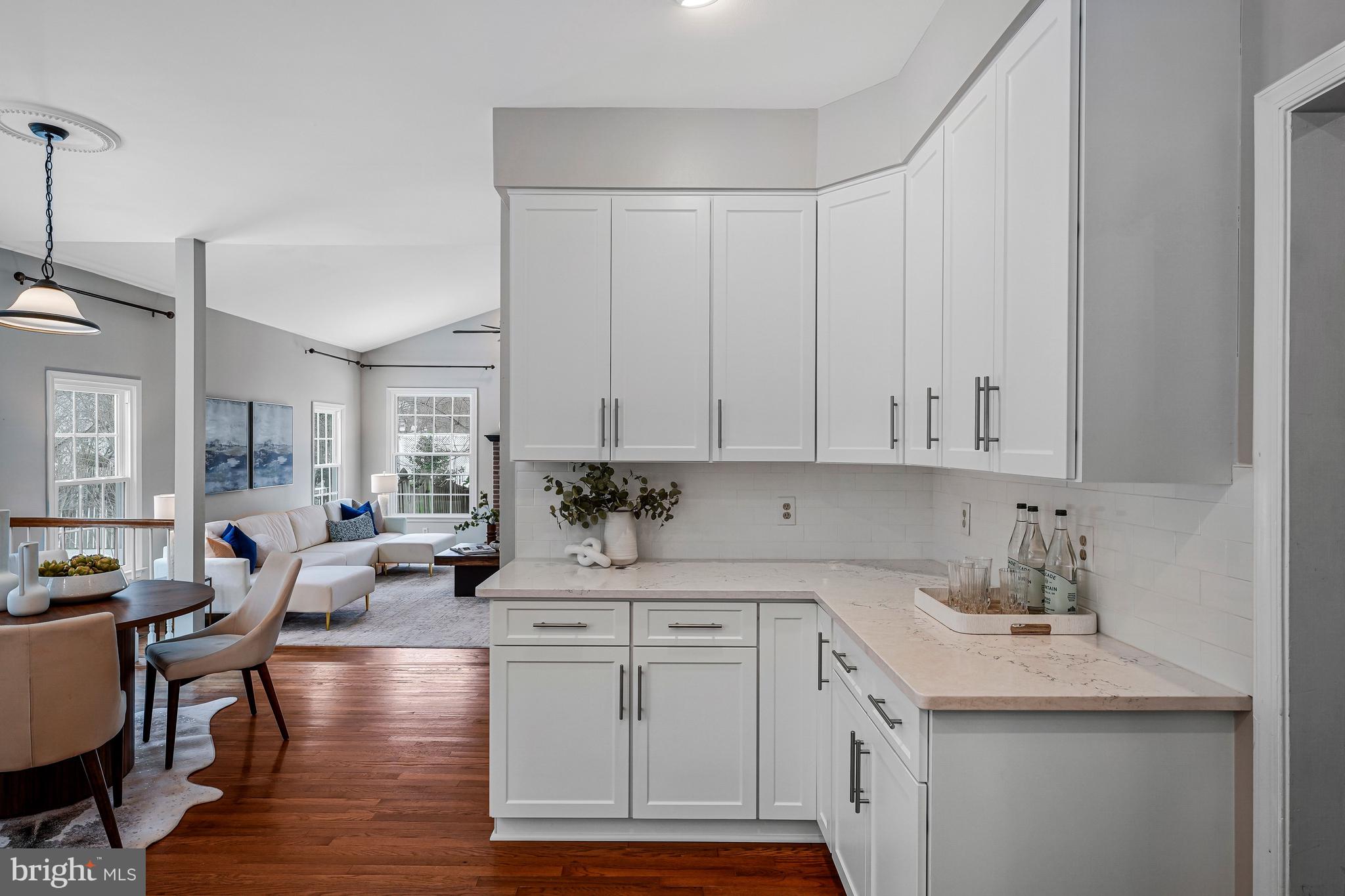 4803 WALNEY KNOLL COURT