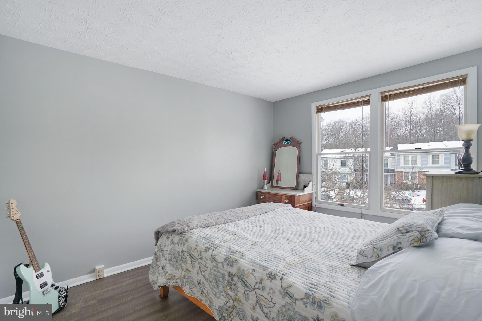 7724 CAMP ALGER AVENUE