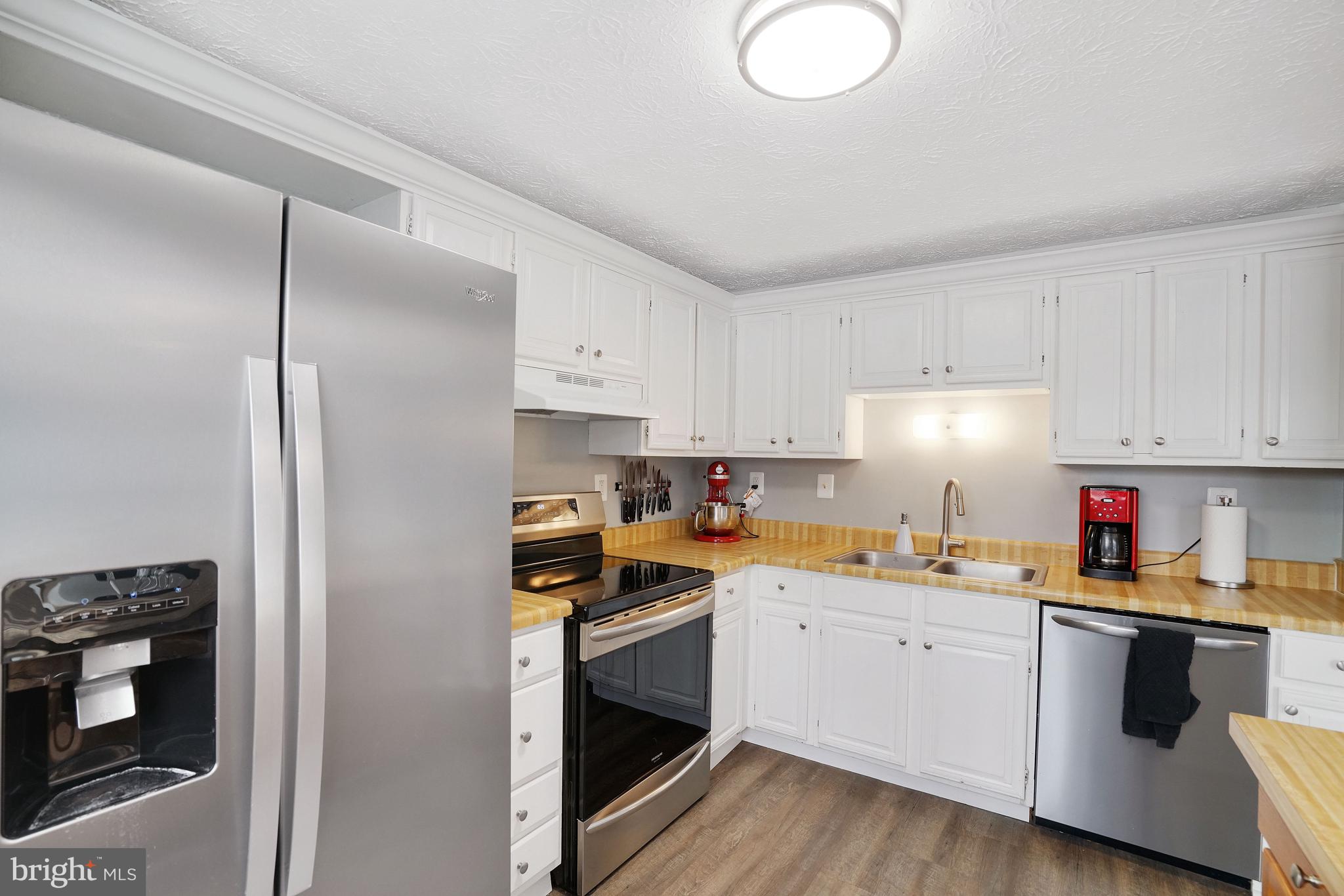 7724 CAMP ALGER AVENUE