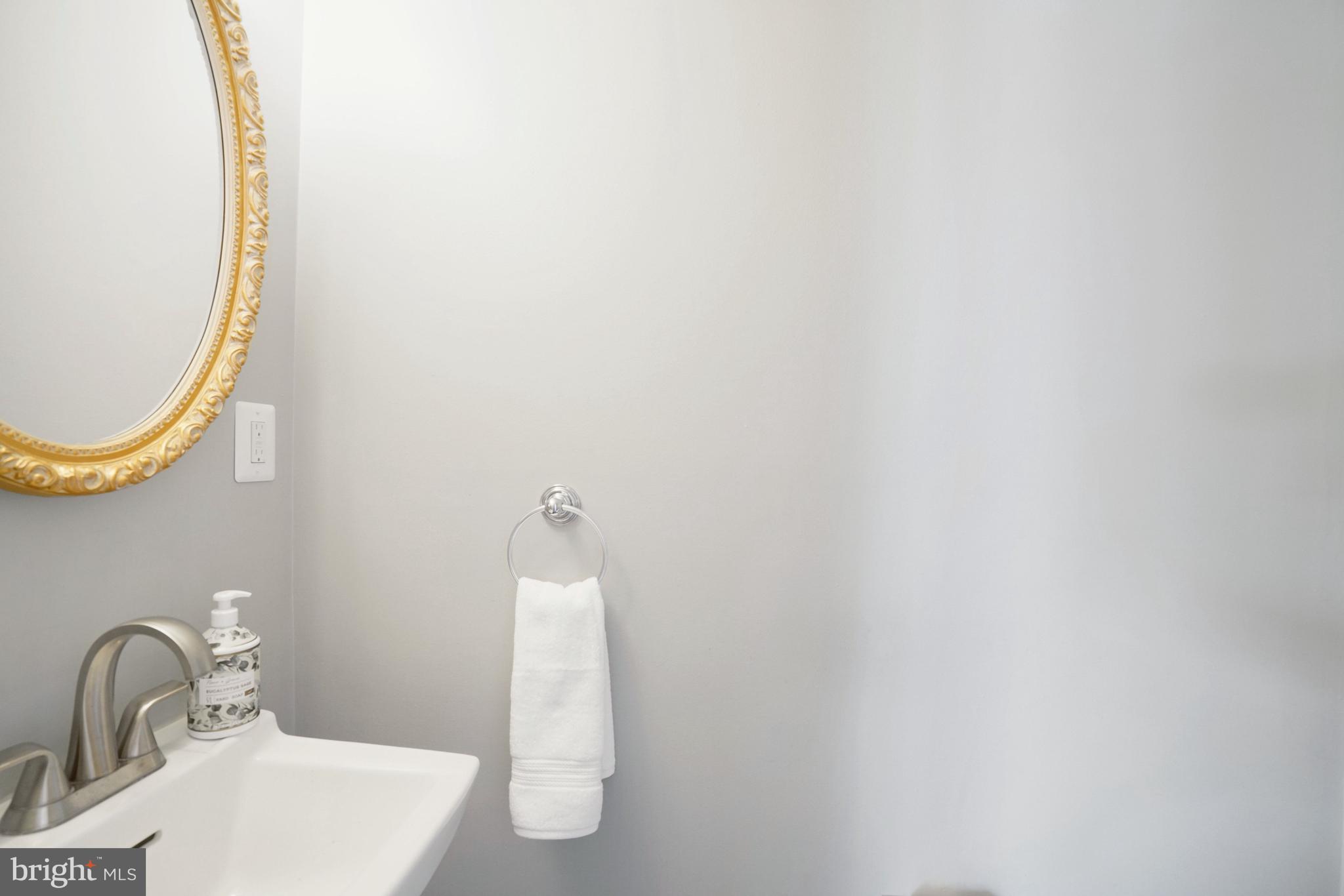 7724 CAMP ALGER AVENUE