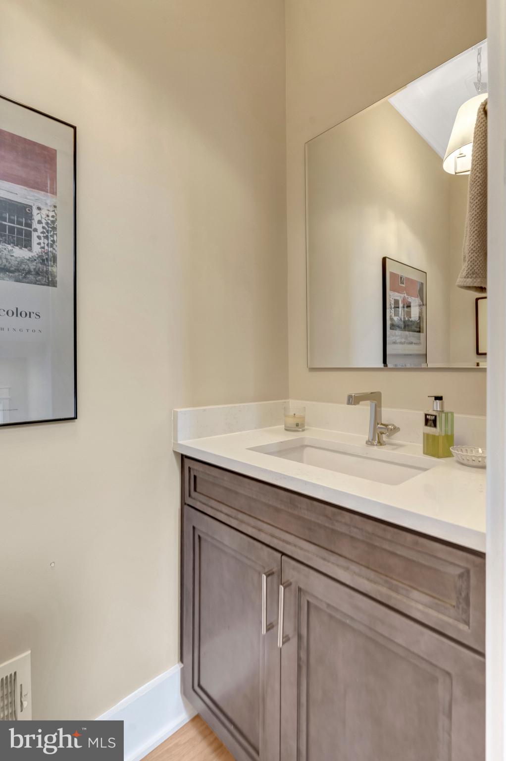 105 COURTHOUSE ROAD SW