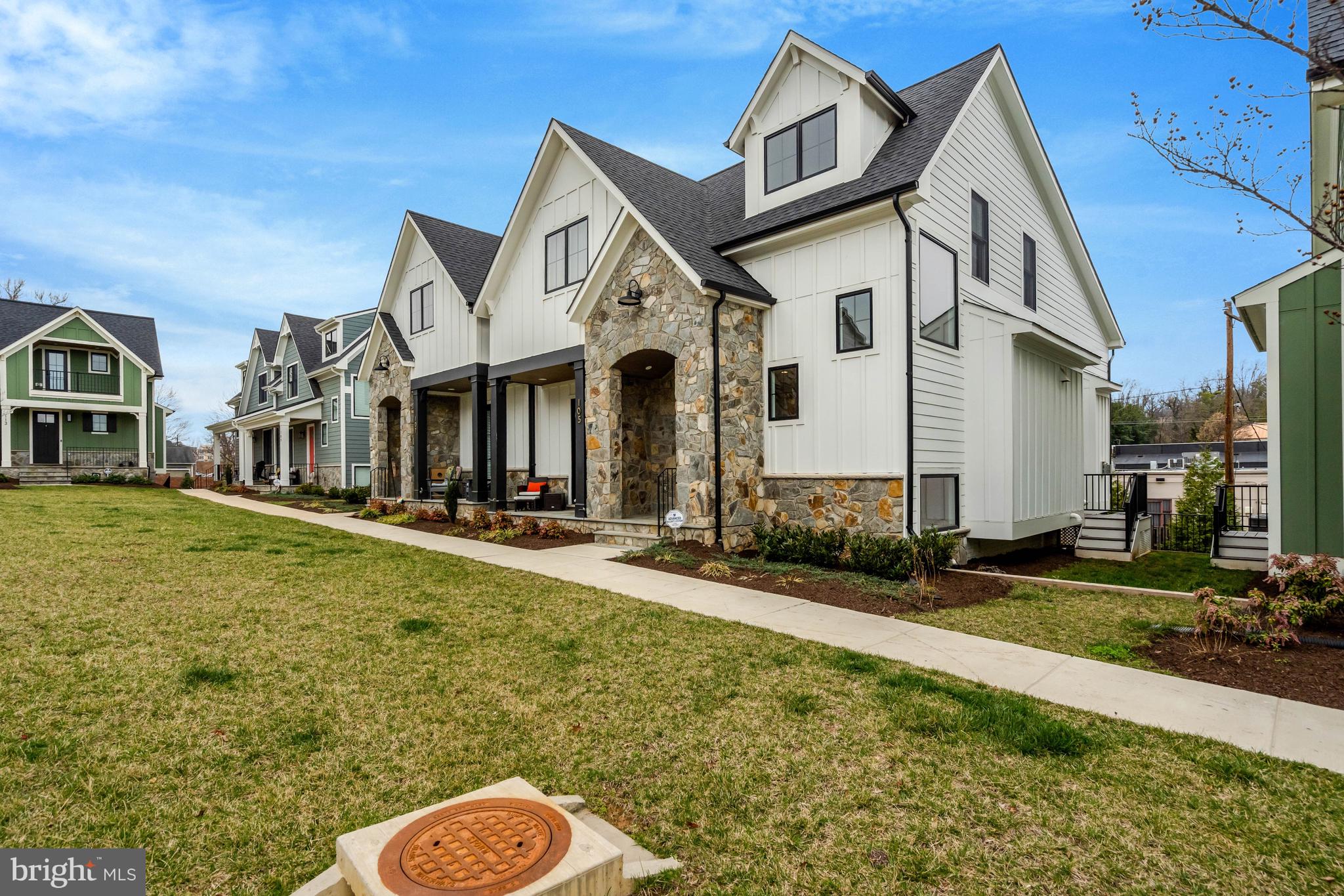 105 COURTHOUSE ROAD SW