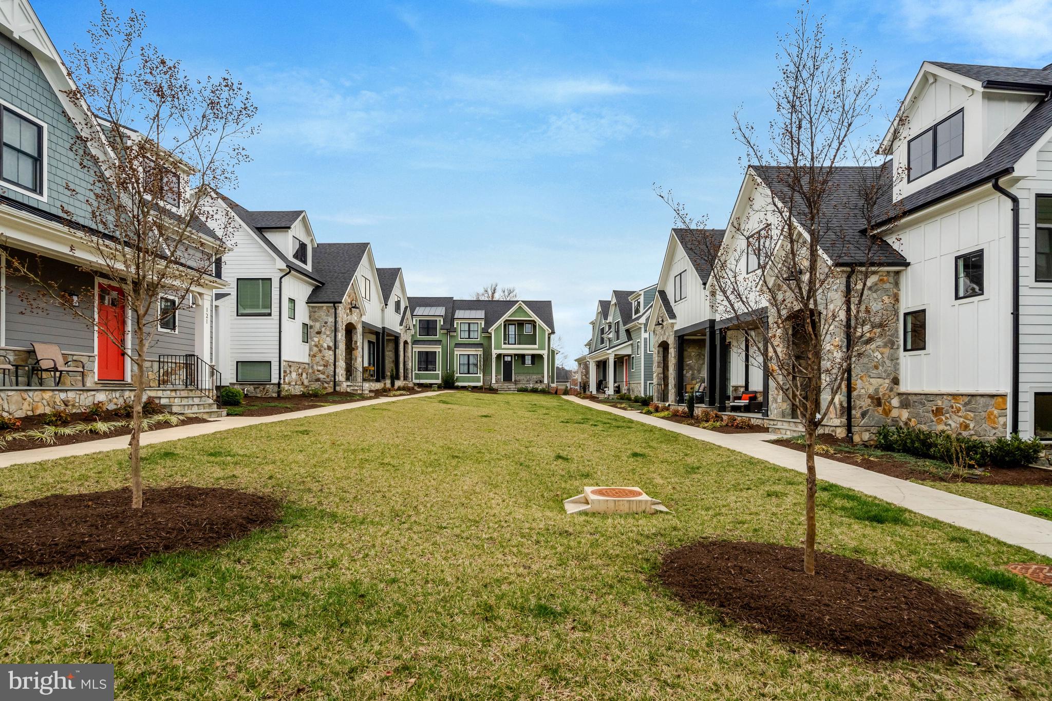 105 COURTHOUSE ROAD SW