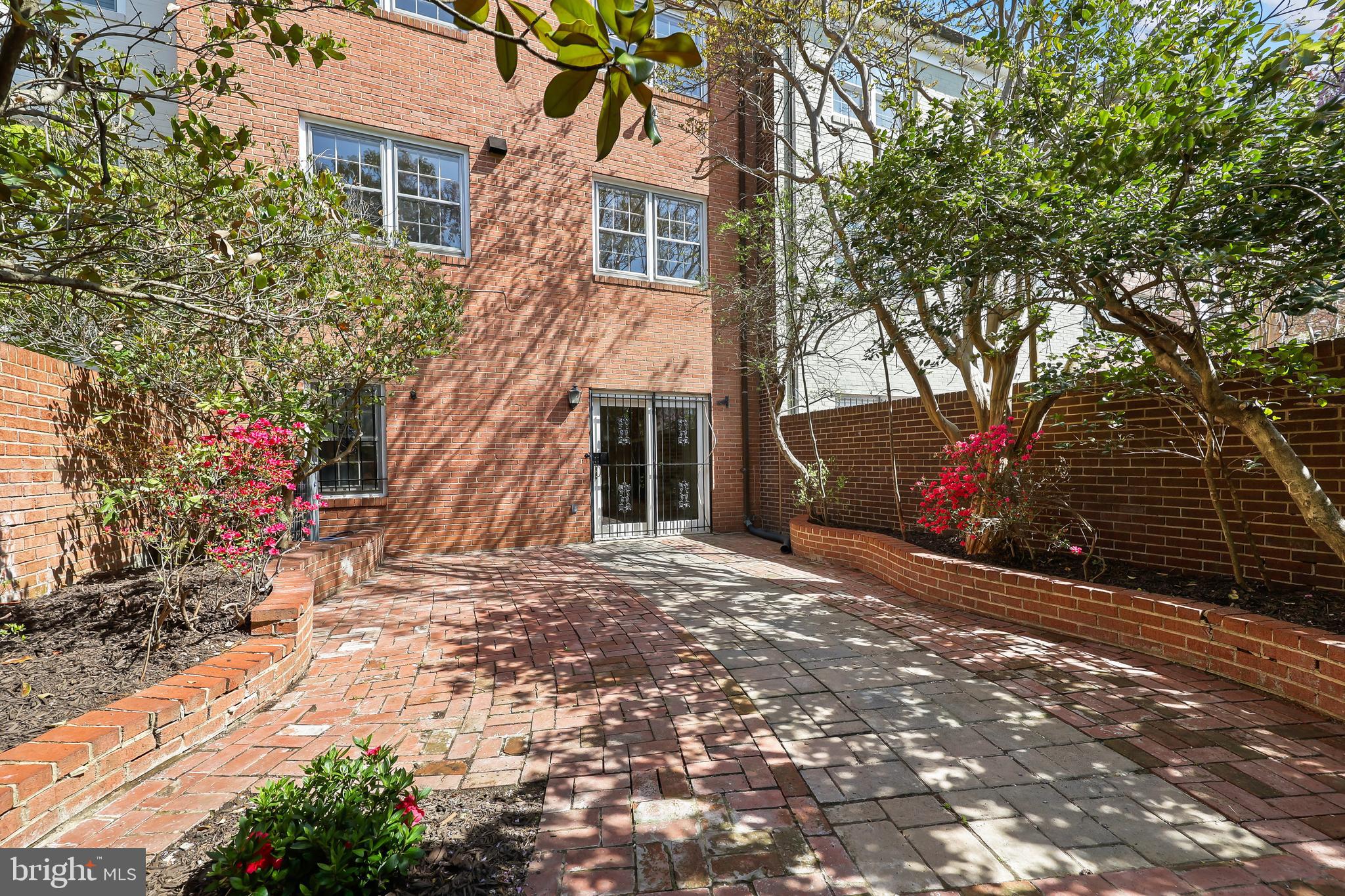 1519 BELLE HAVEN ROAD