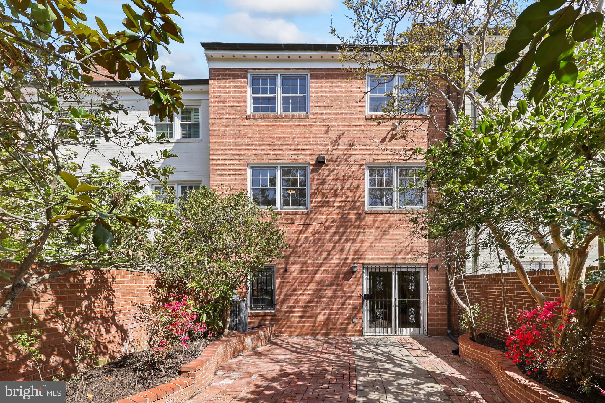 1519 BELLE HAVEN ROAD