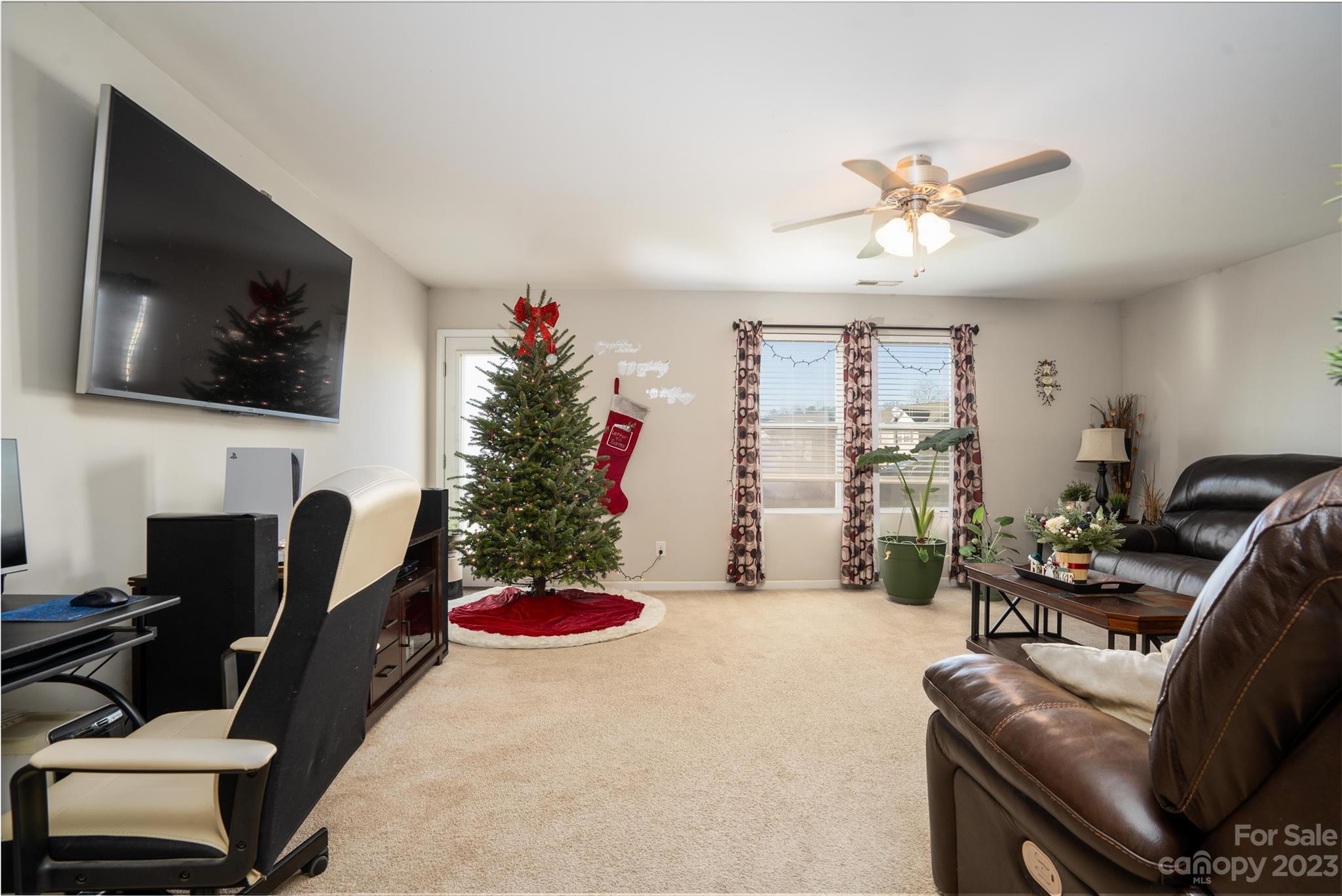 400 Landis Oak Way