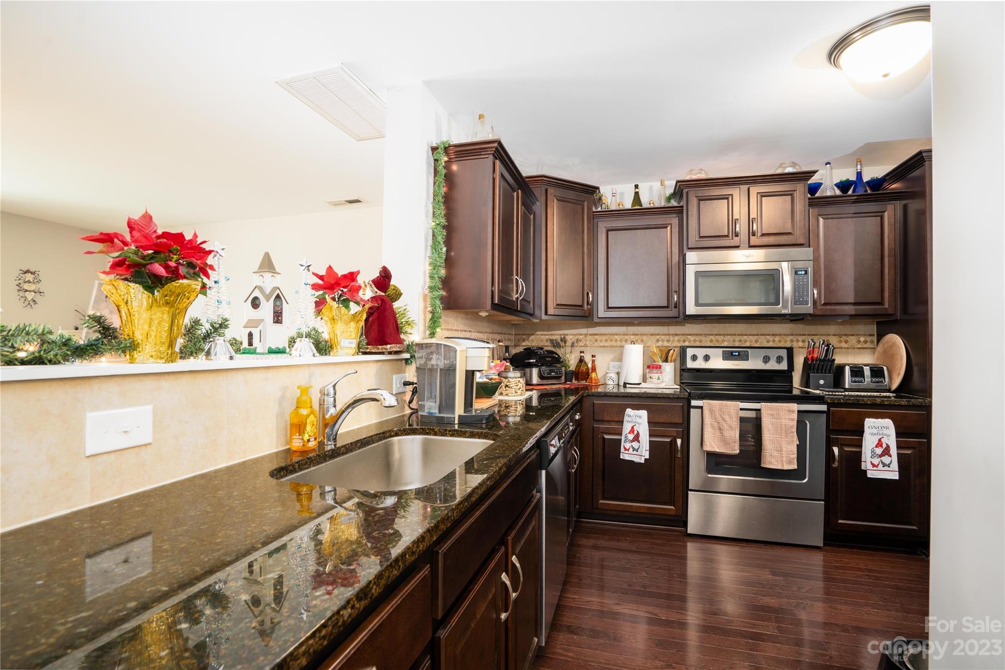 400 Landis Oak Way