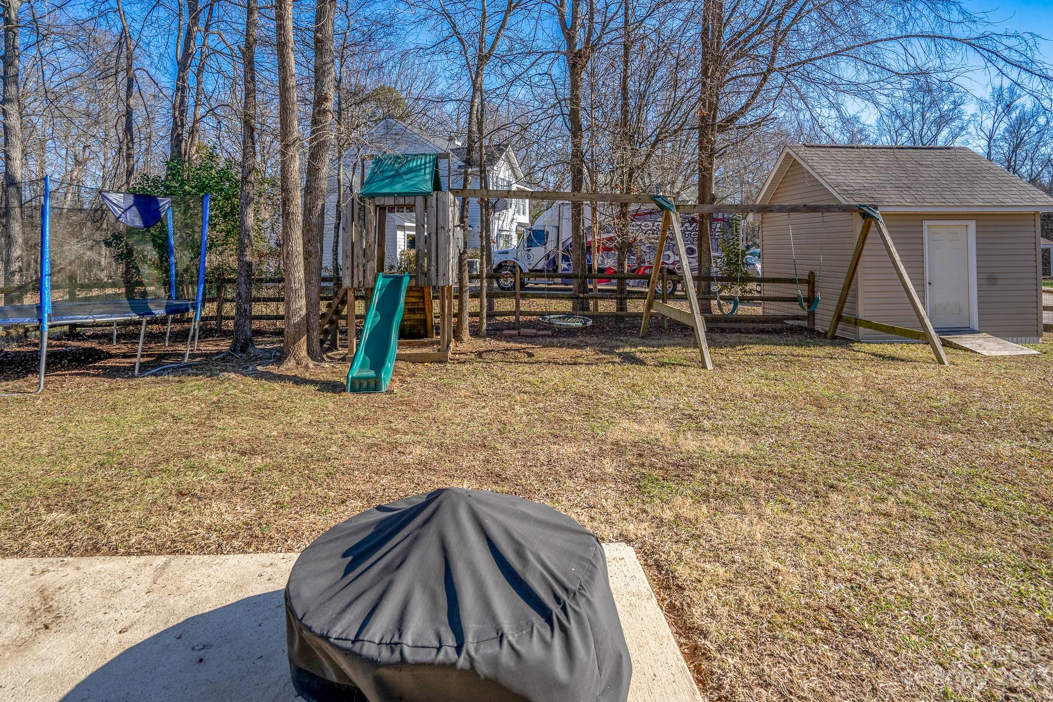 1220 Midlake Road