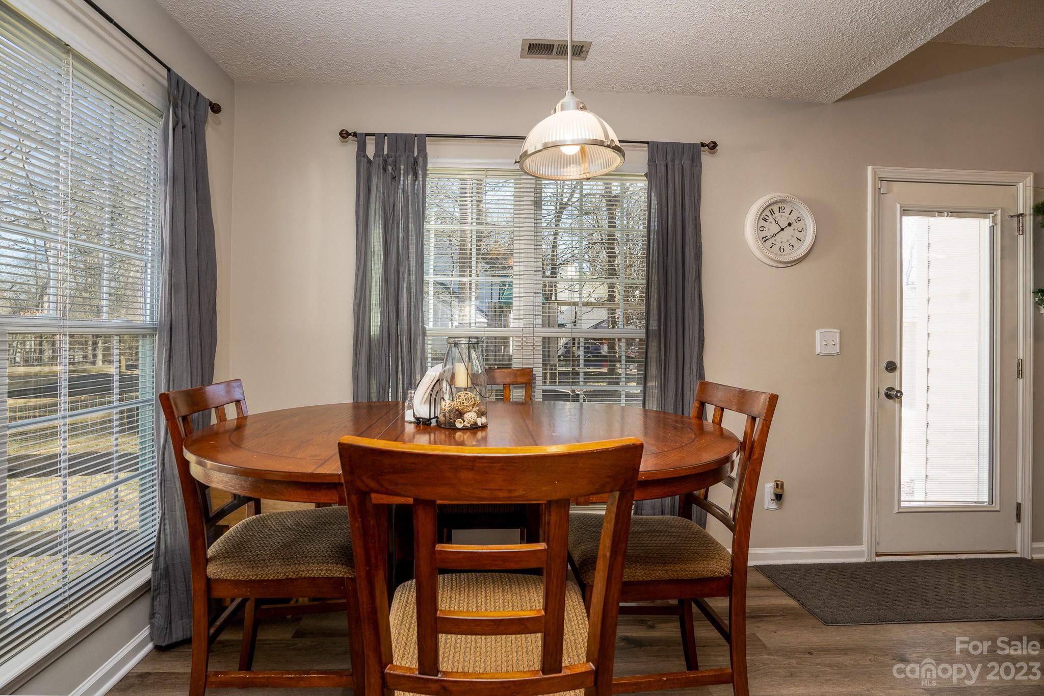 1220 Midlake Road