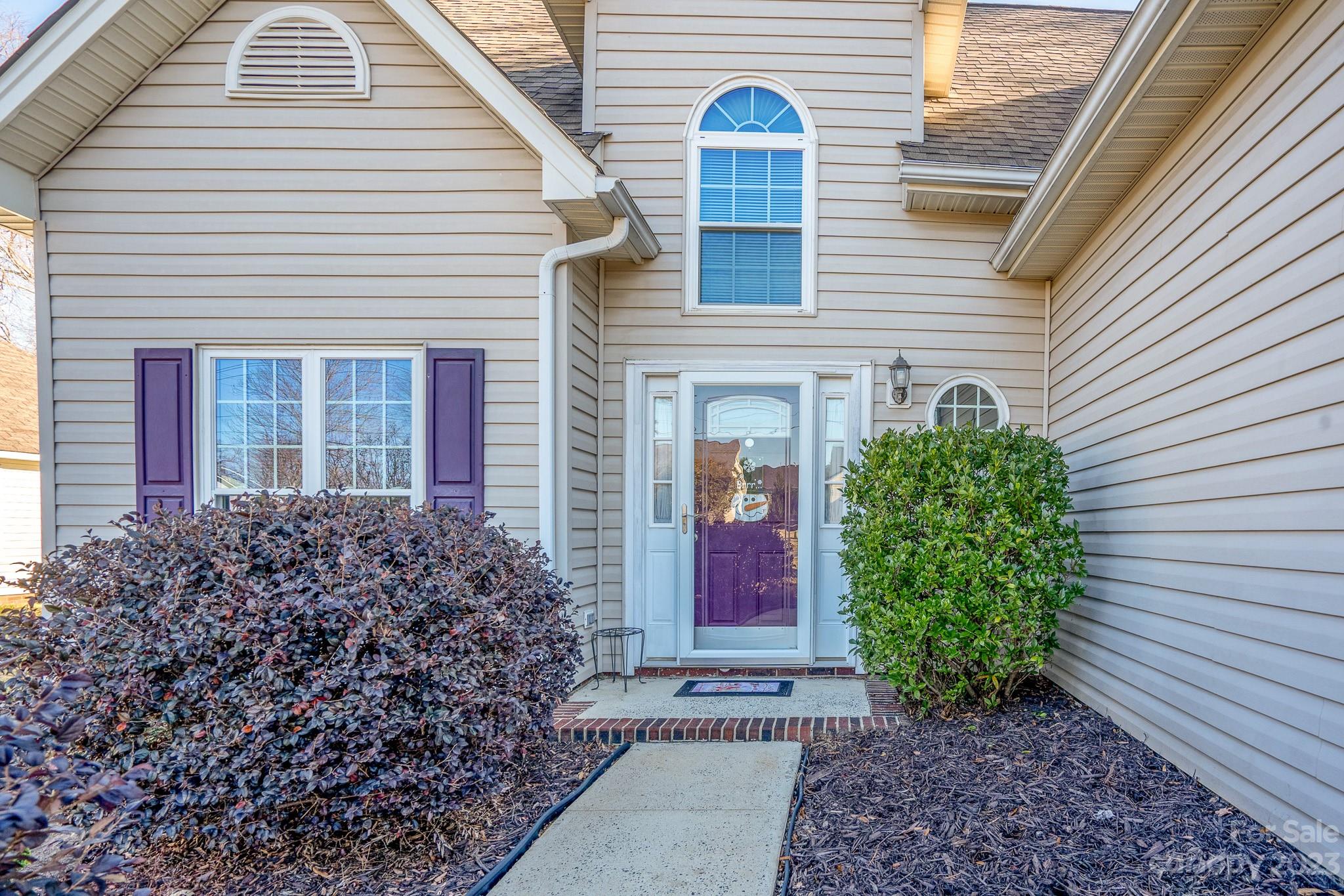 1220 Midlake Road