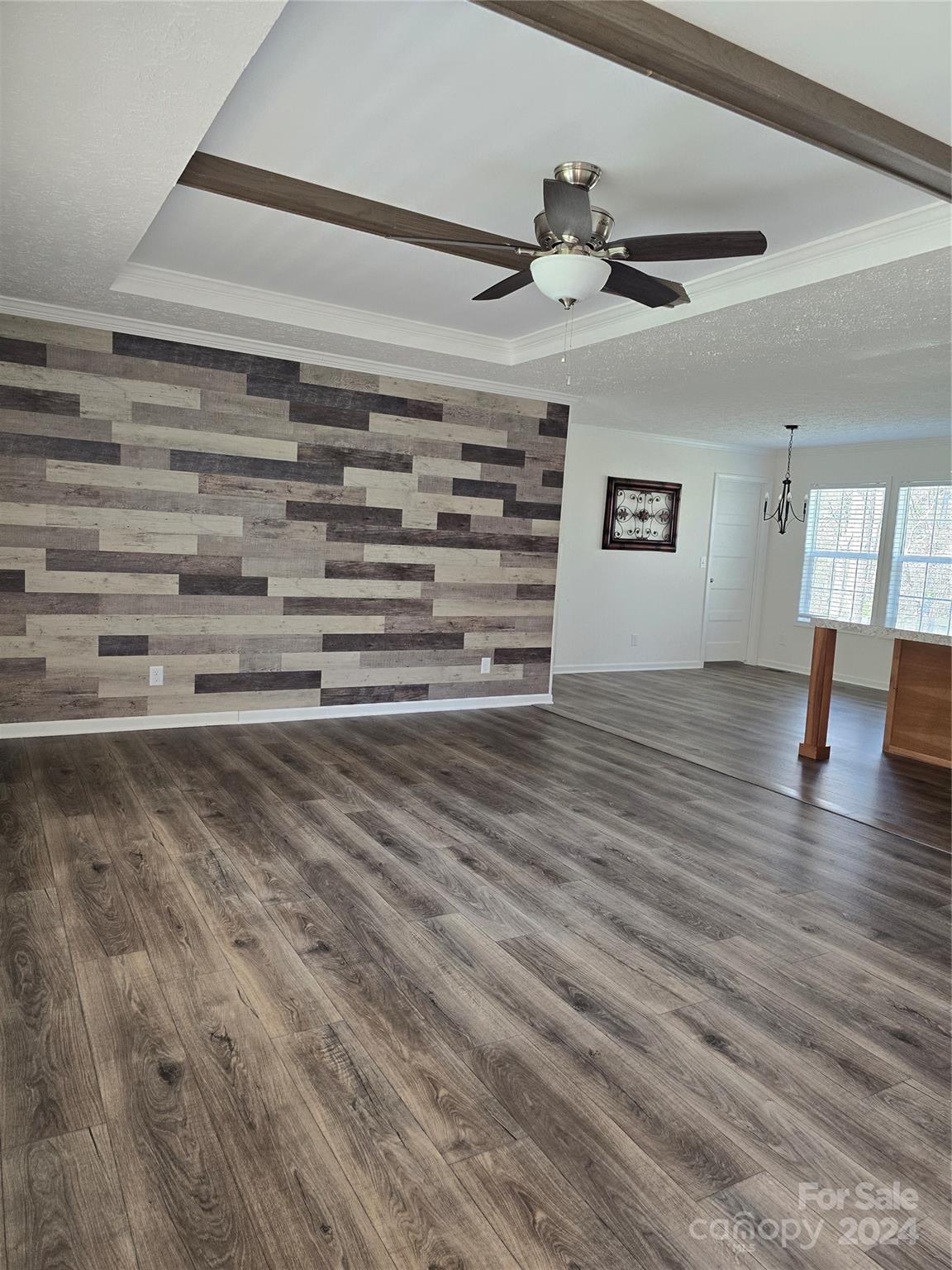 5928 Raintree Circle