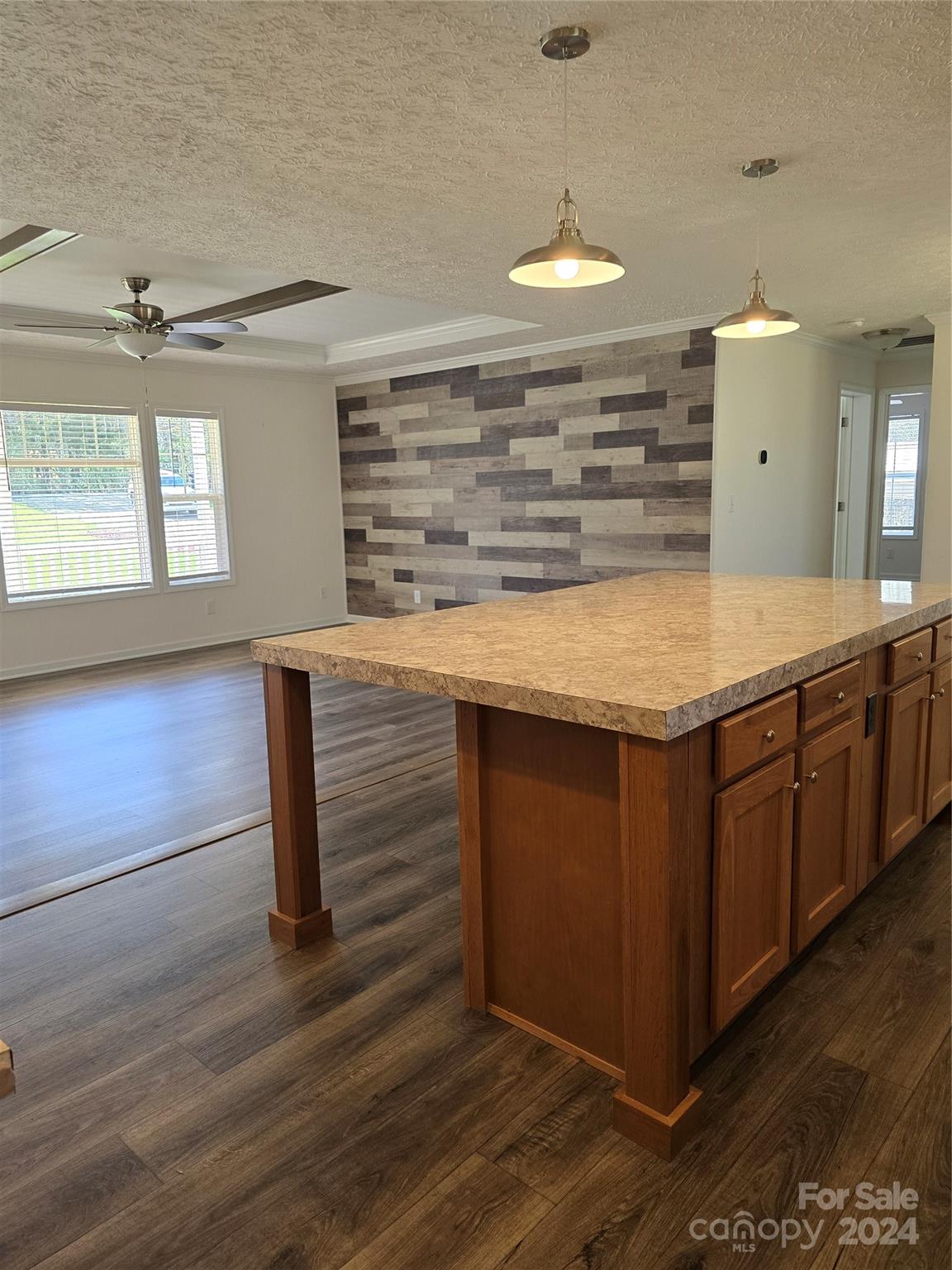 5928 Raintree Circle