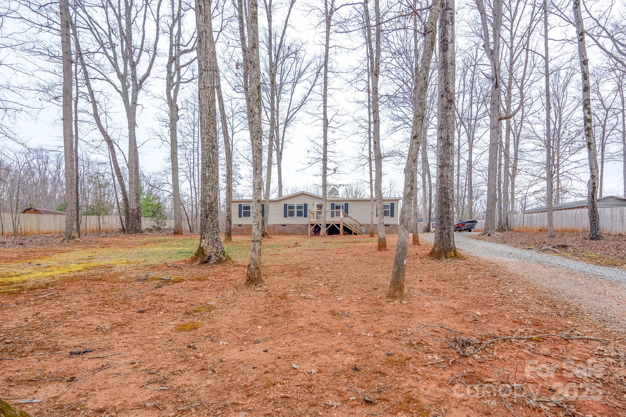 1795 Kestrel Valley Lane
