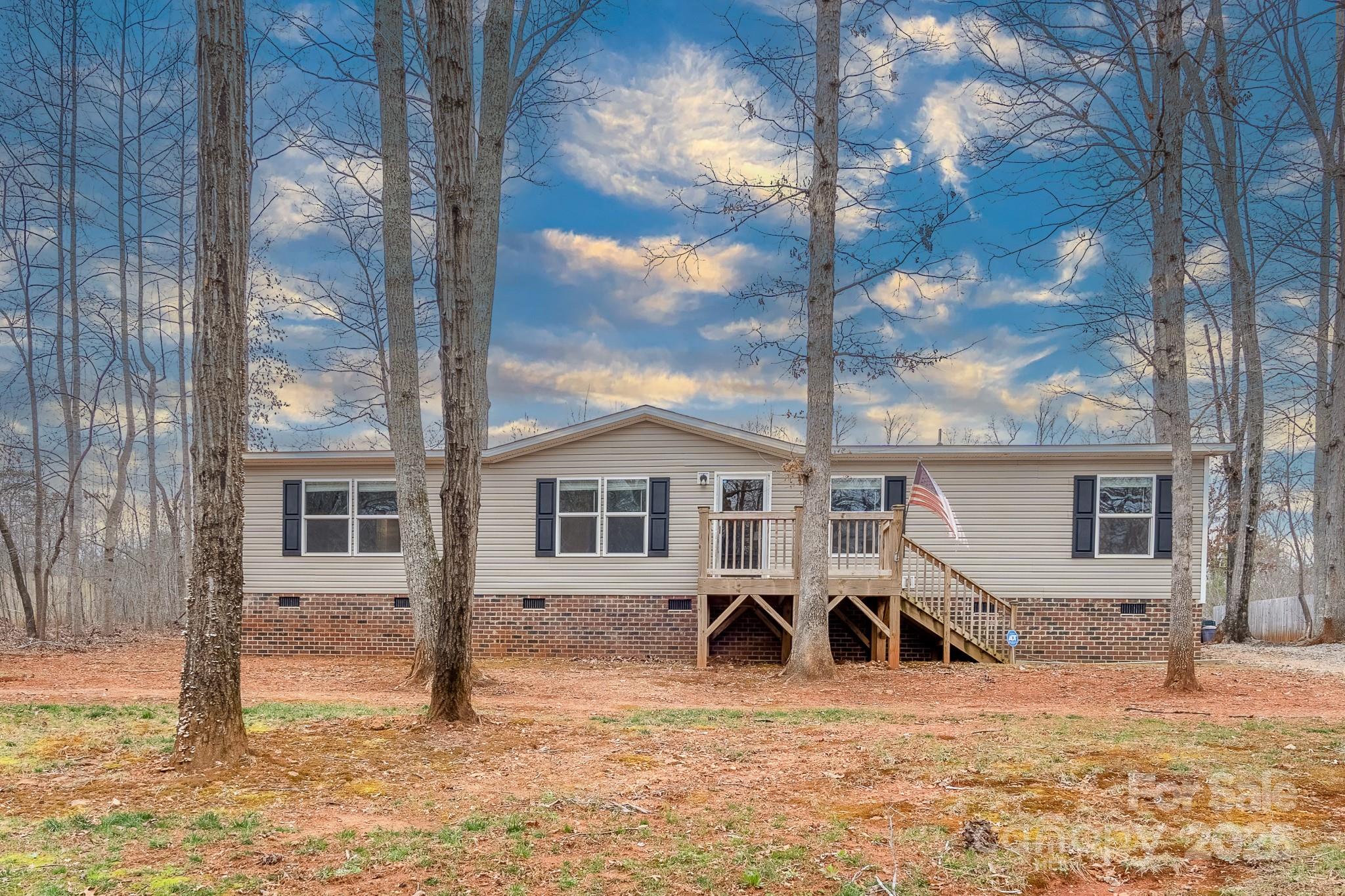 1795 Kestrel Valley Lane