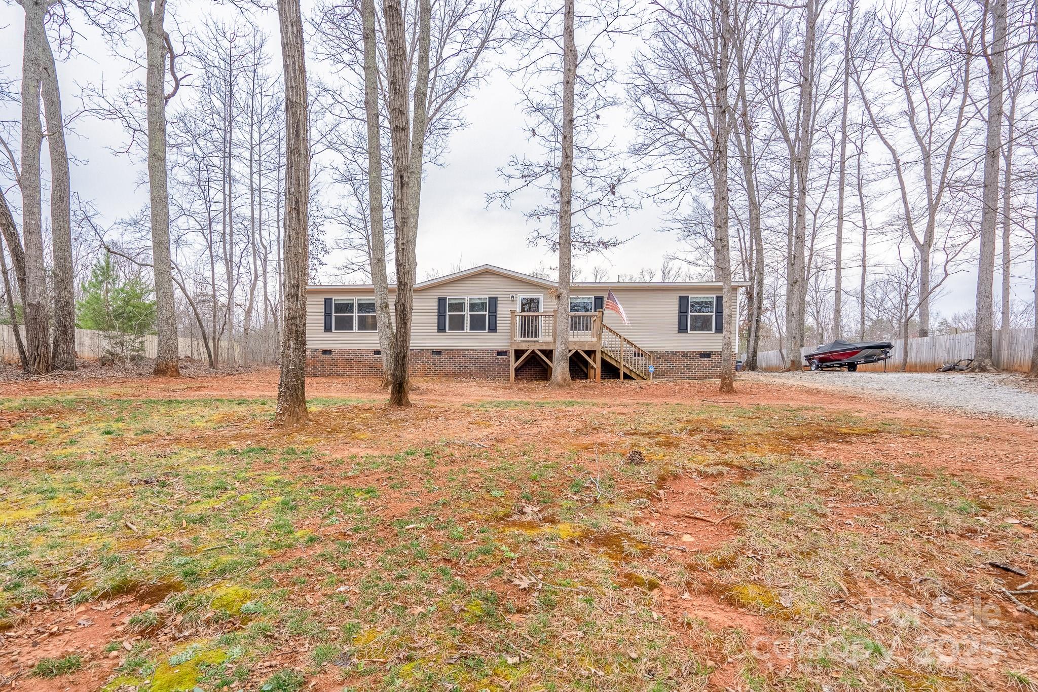 1795 Kestrel Valley Lane