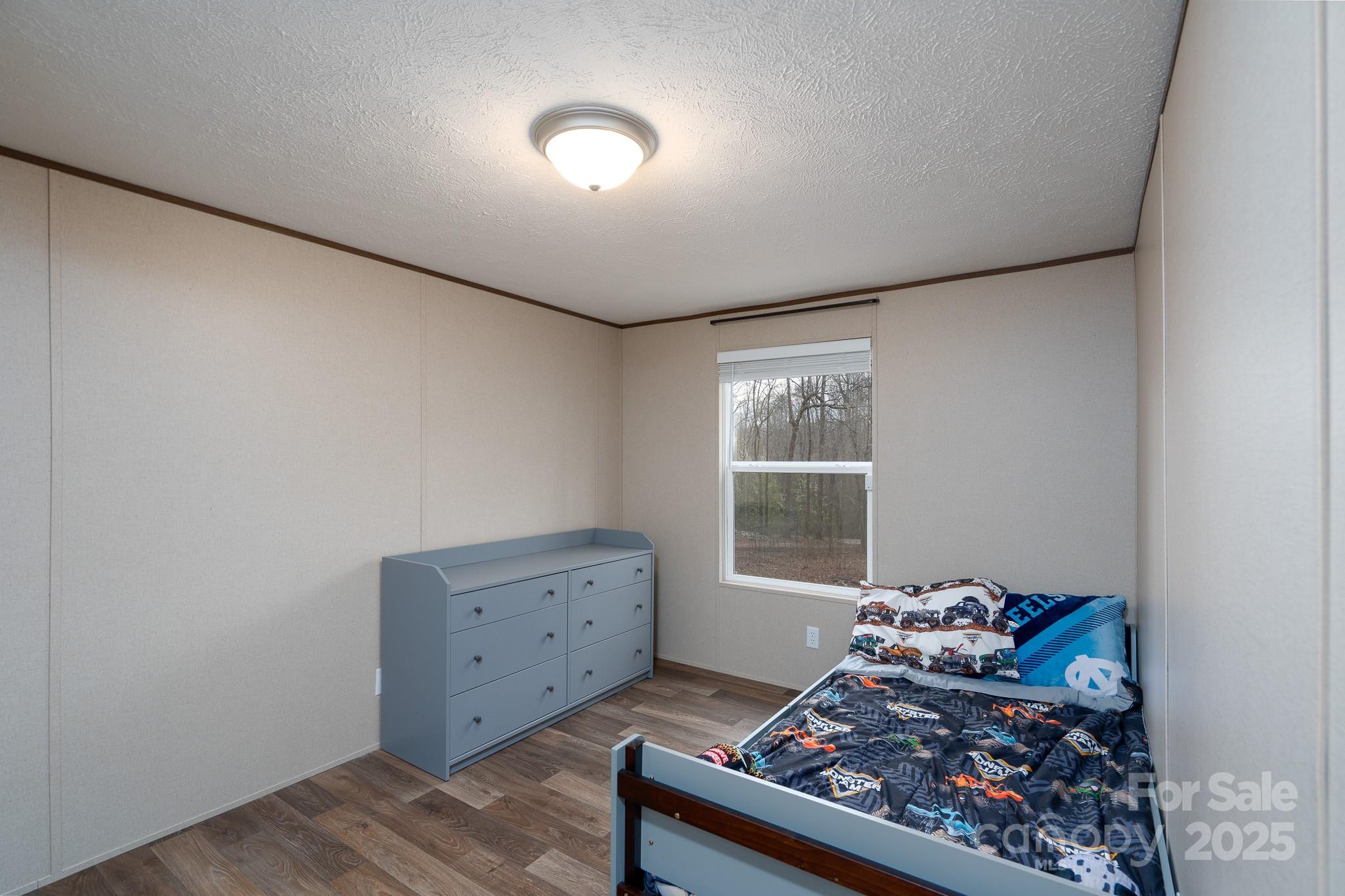 1795 Kestrel Valley Lane