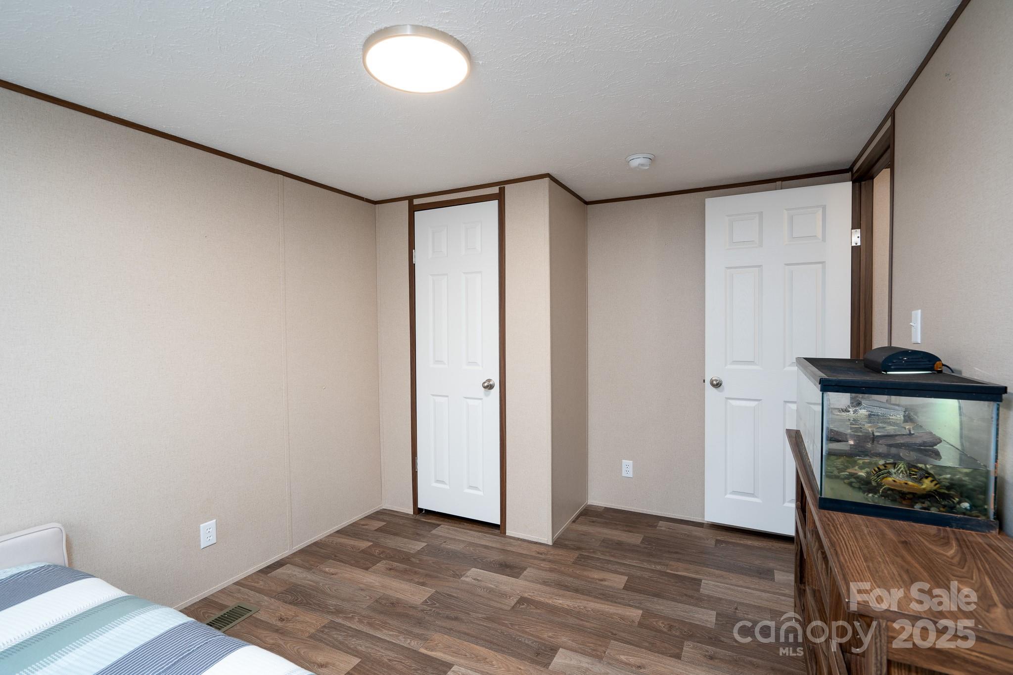 1795 Kestrel Valley Lane