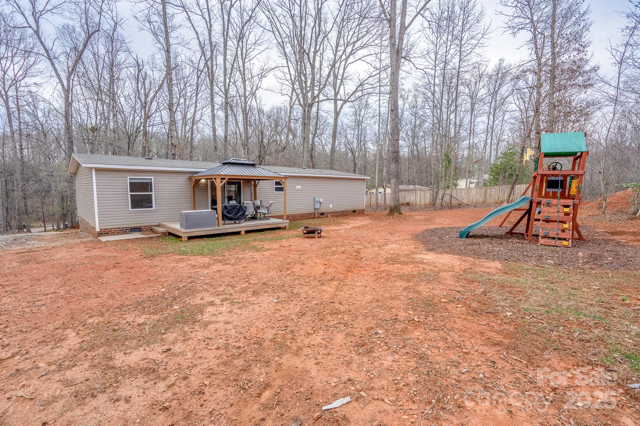 1795 Kestrel Valley Lane