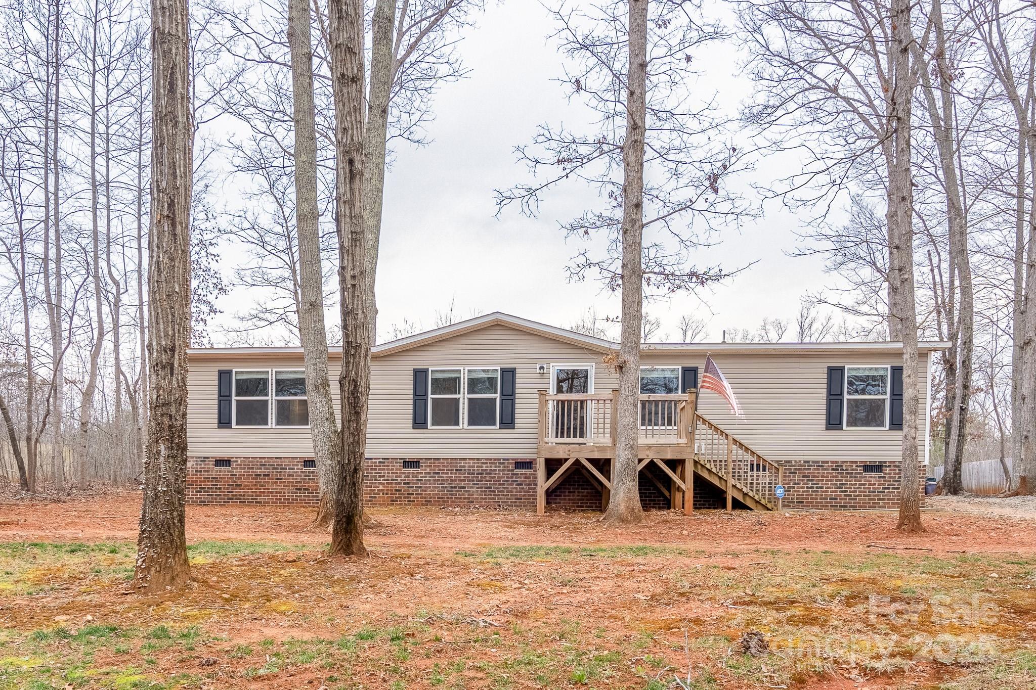 1795 Kestrel Valley Lane