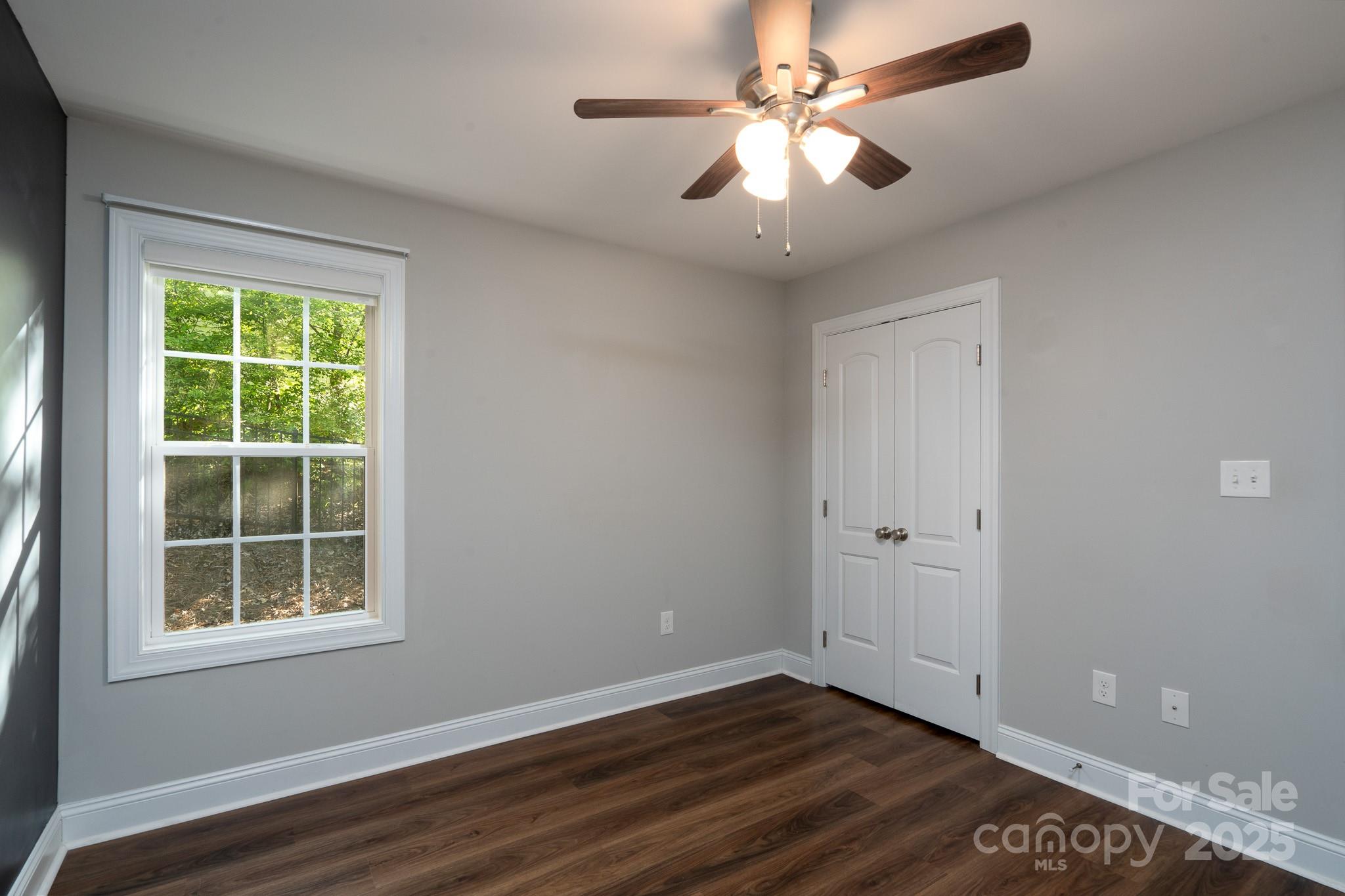 556 Westwood Drive