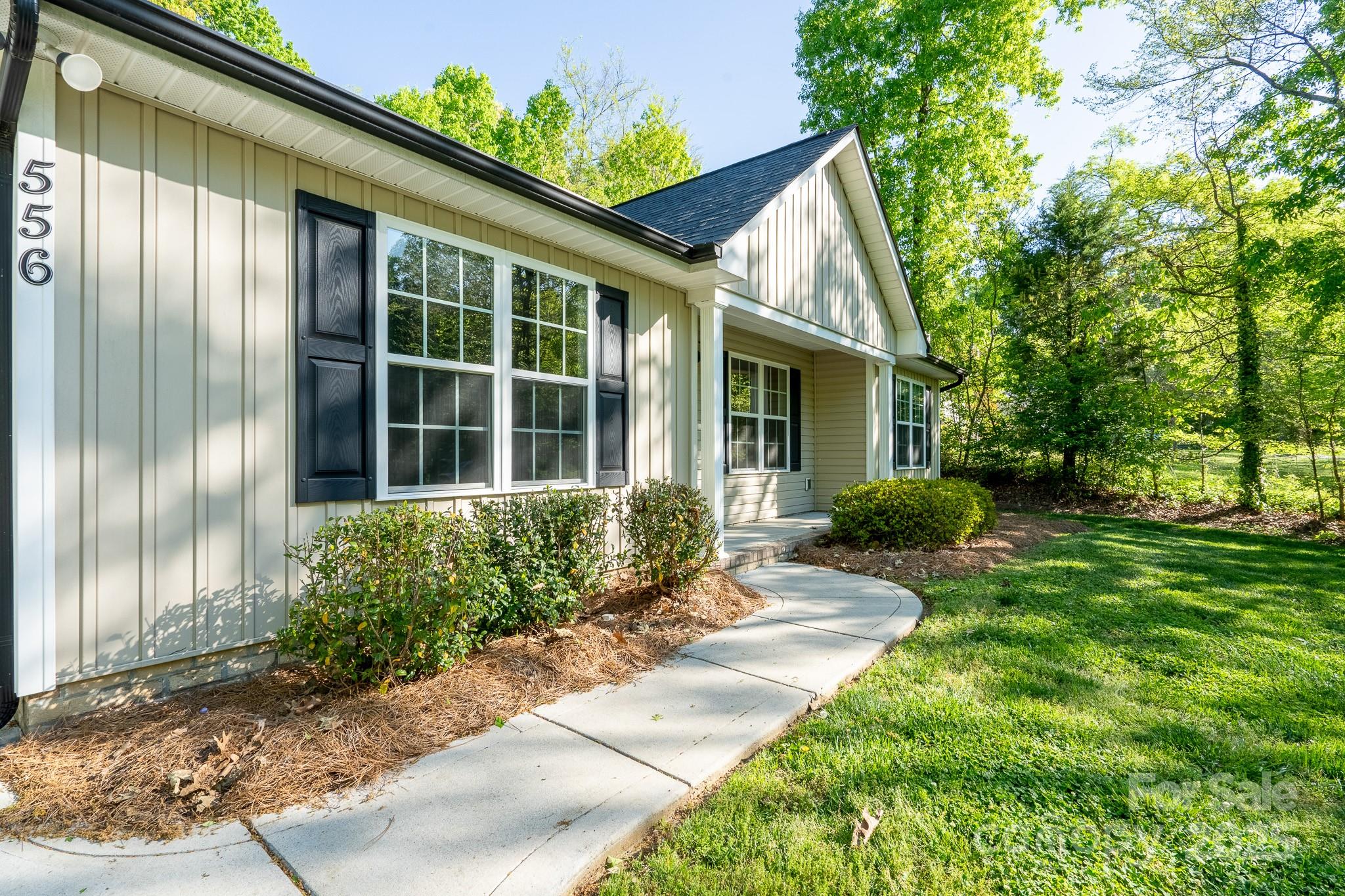 556 Westwood Drive