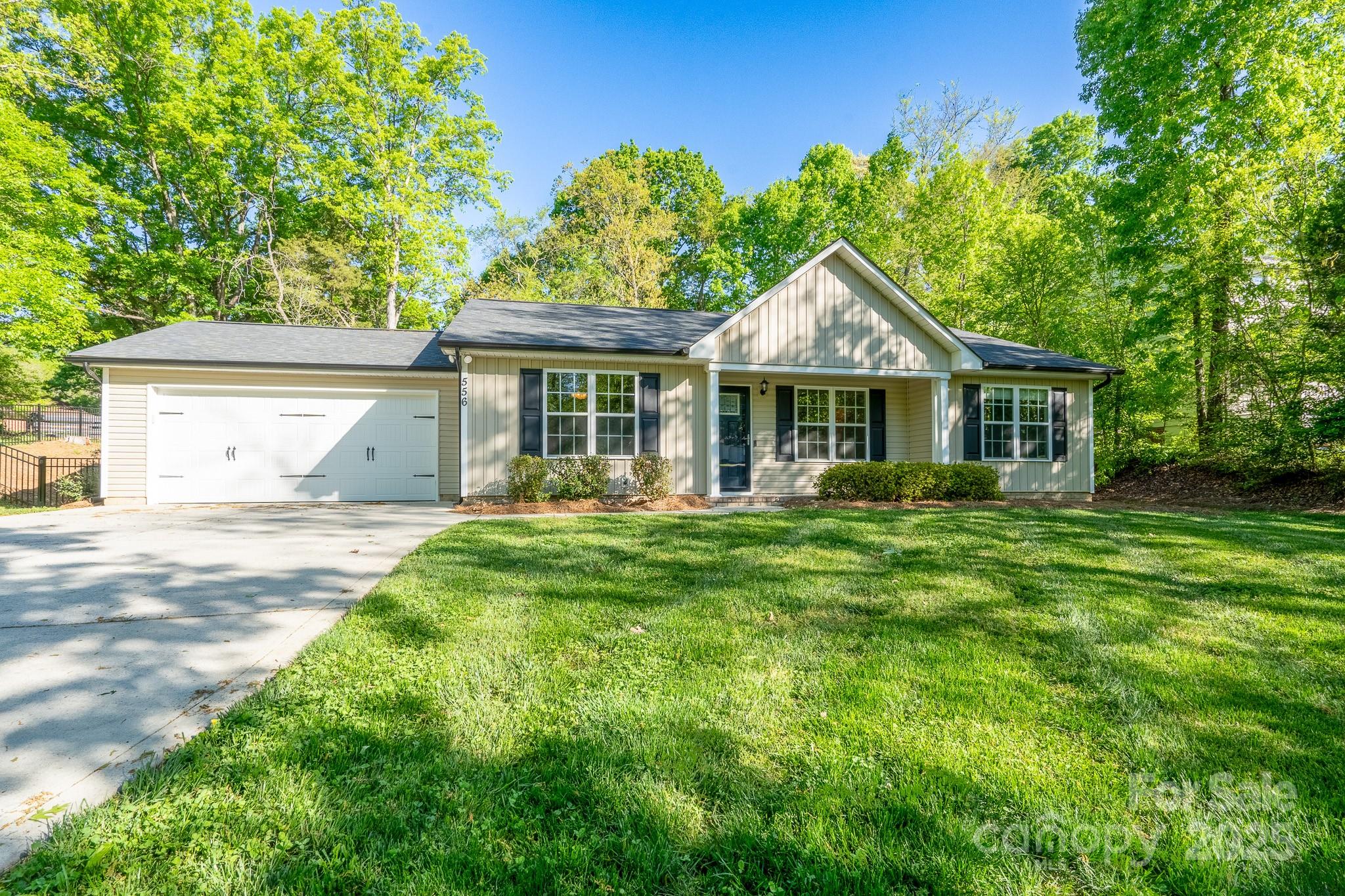 556 Westwood Drive