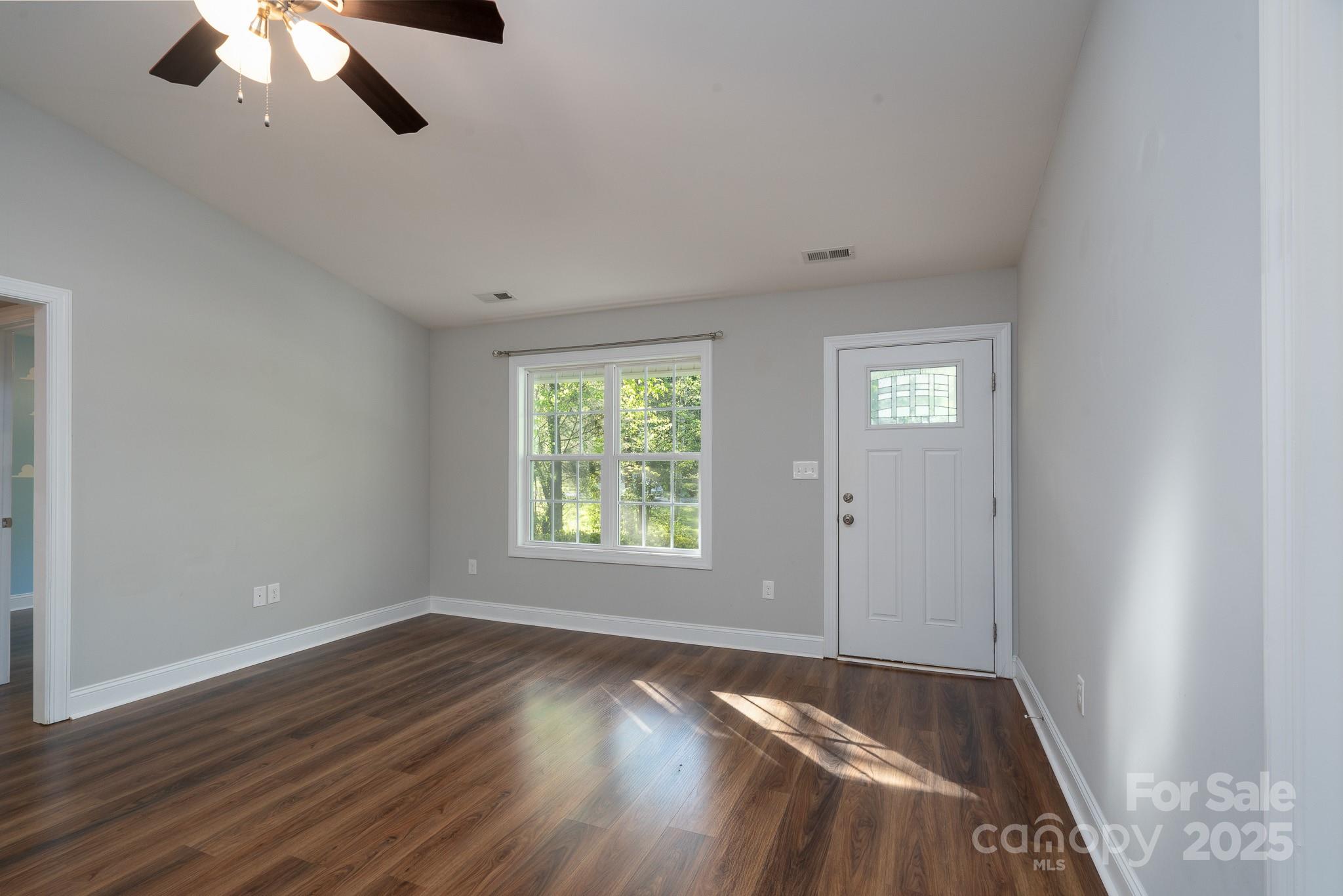 556 Westwood Drive