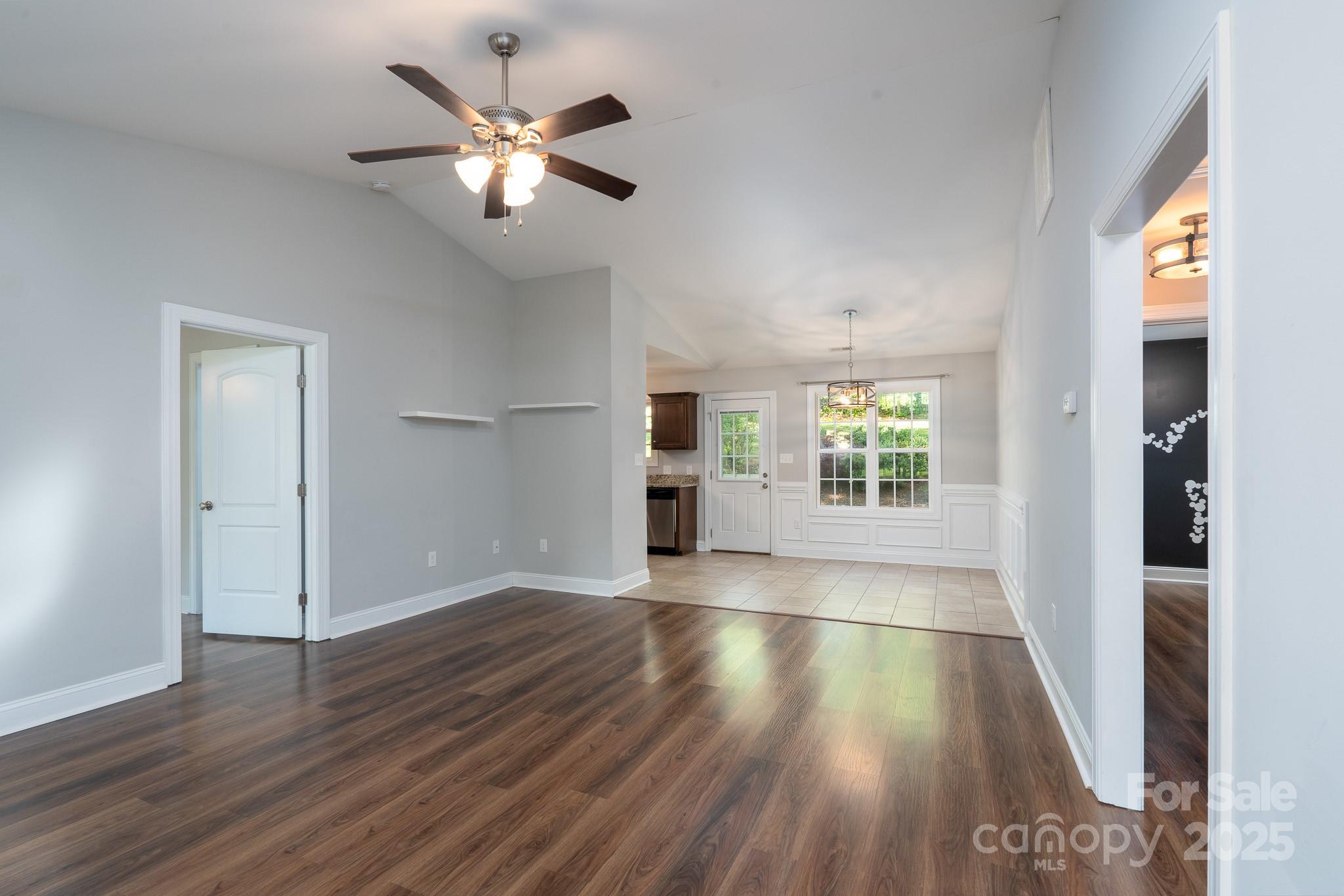 556 Westwood Drive