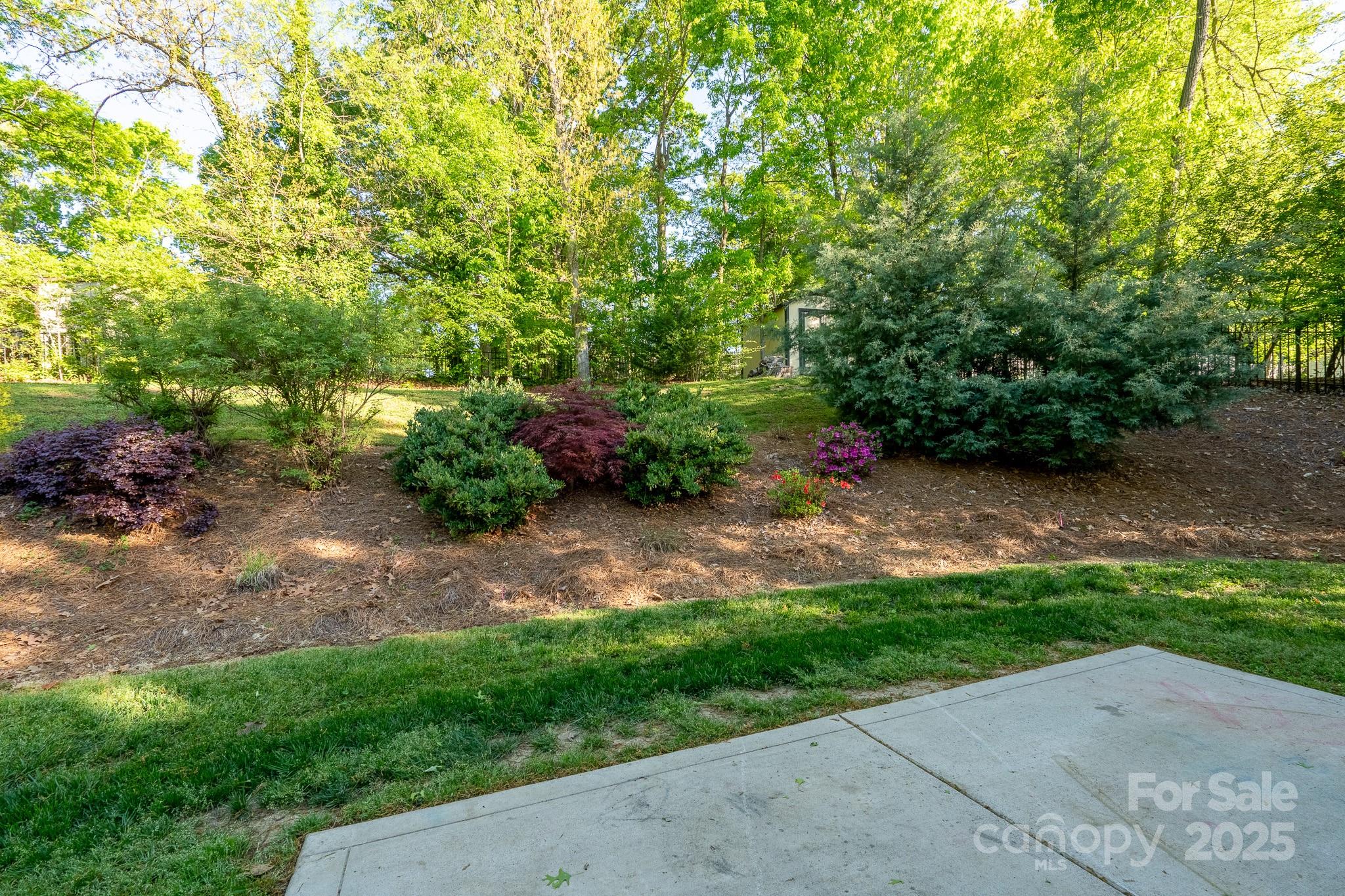 556 Westwood Drive